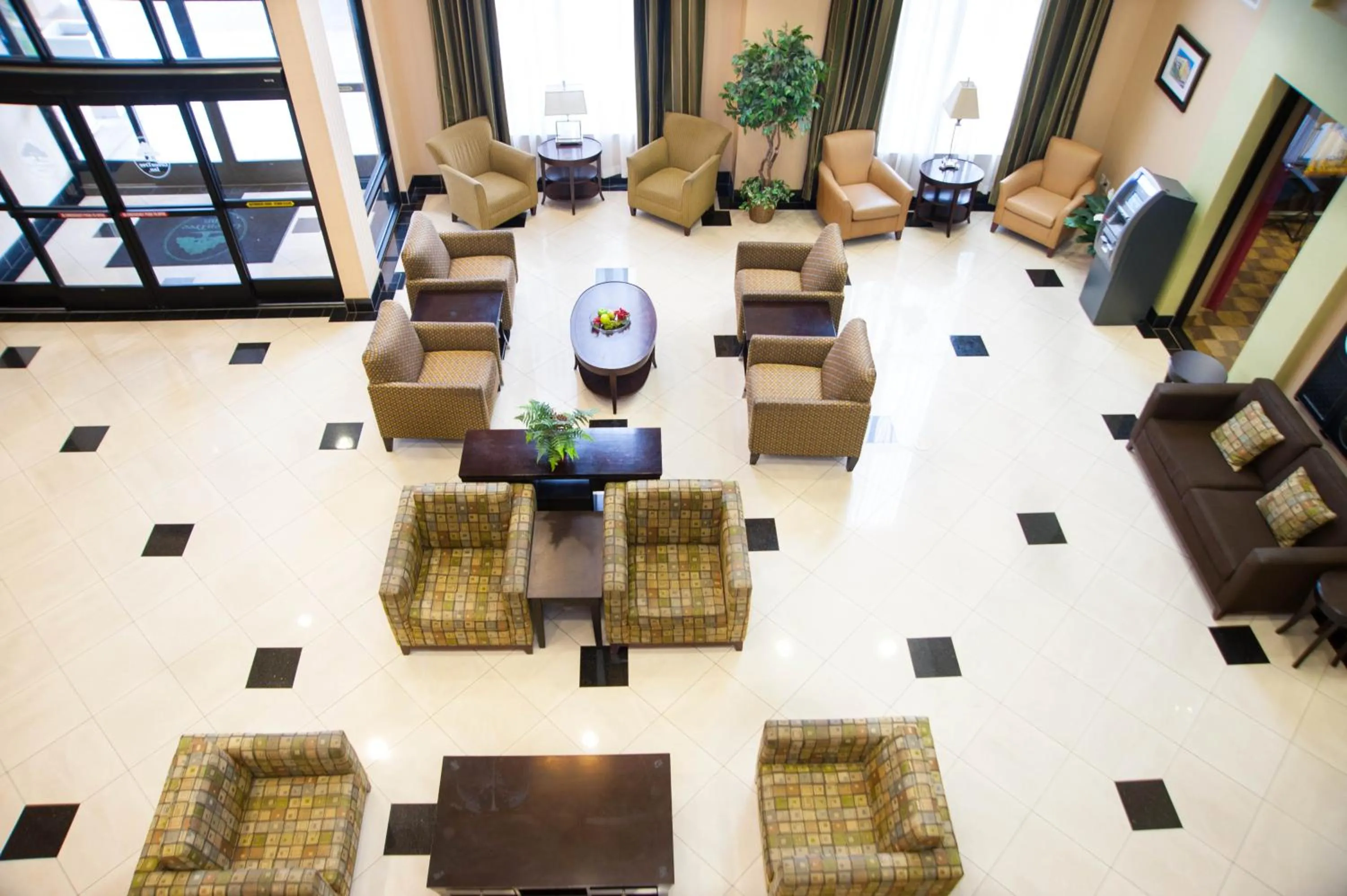 Communal lounge/ TV room in GreenTree Inn and Suites Florence, AZ