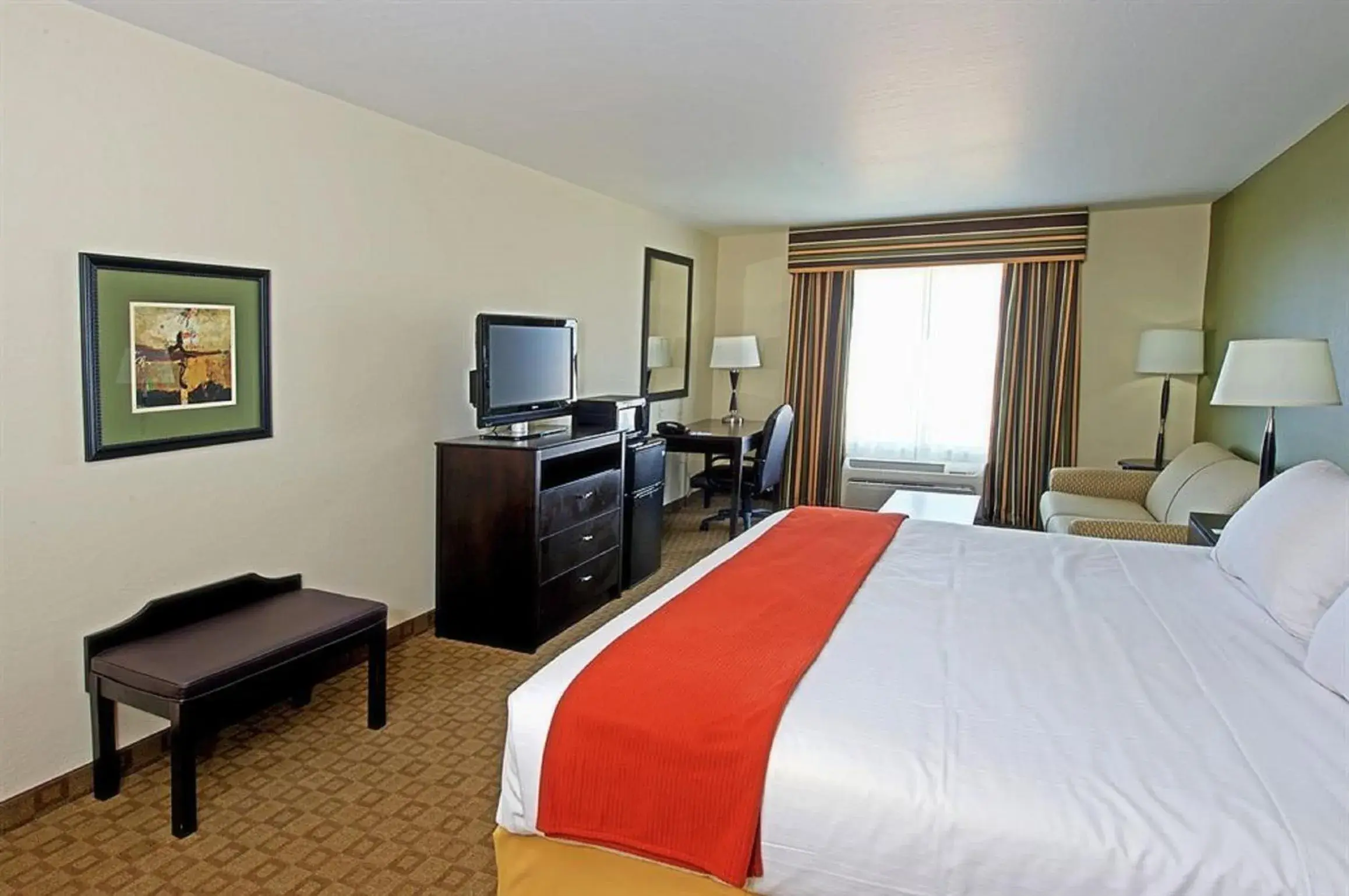 King Room in GreenTree Inn and Suites Florence, AZ King Room in GreenTree Inn and Suites Florence, AZ