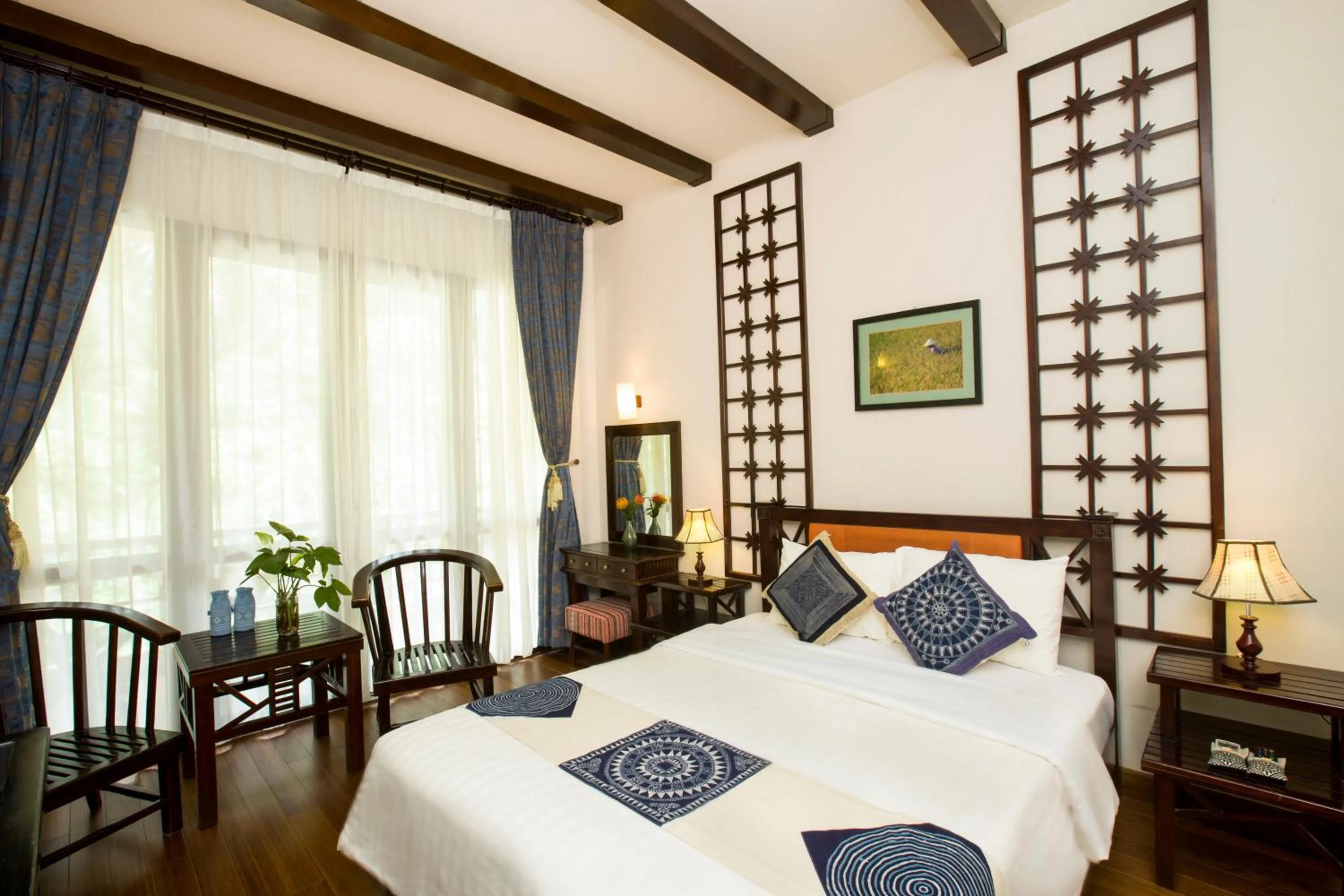 Photo of the whole room, Bed in Mai Chau Lodge