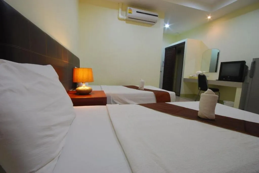 Bedroom, Bed in Buathong Place