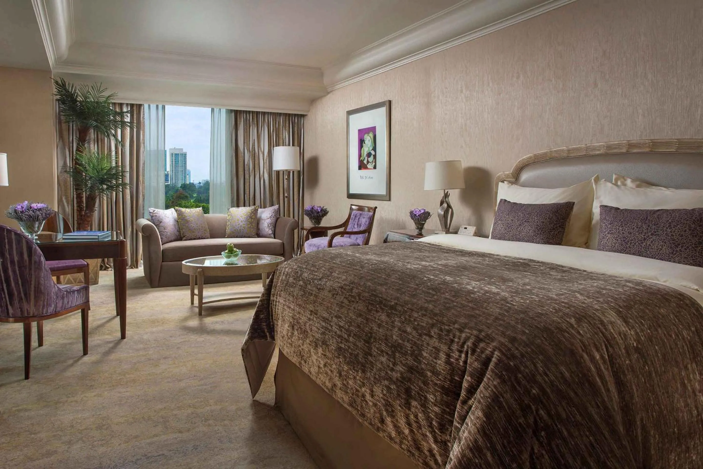 Bed in Hotel Mulia Senayan, Jakarta