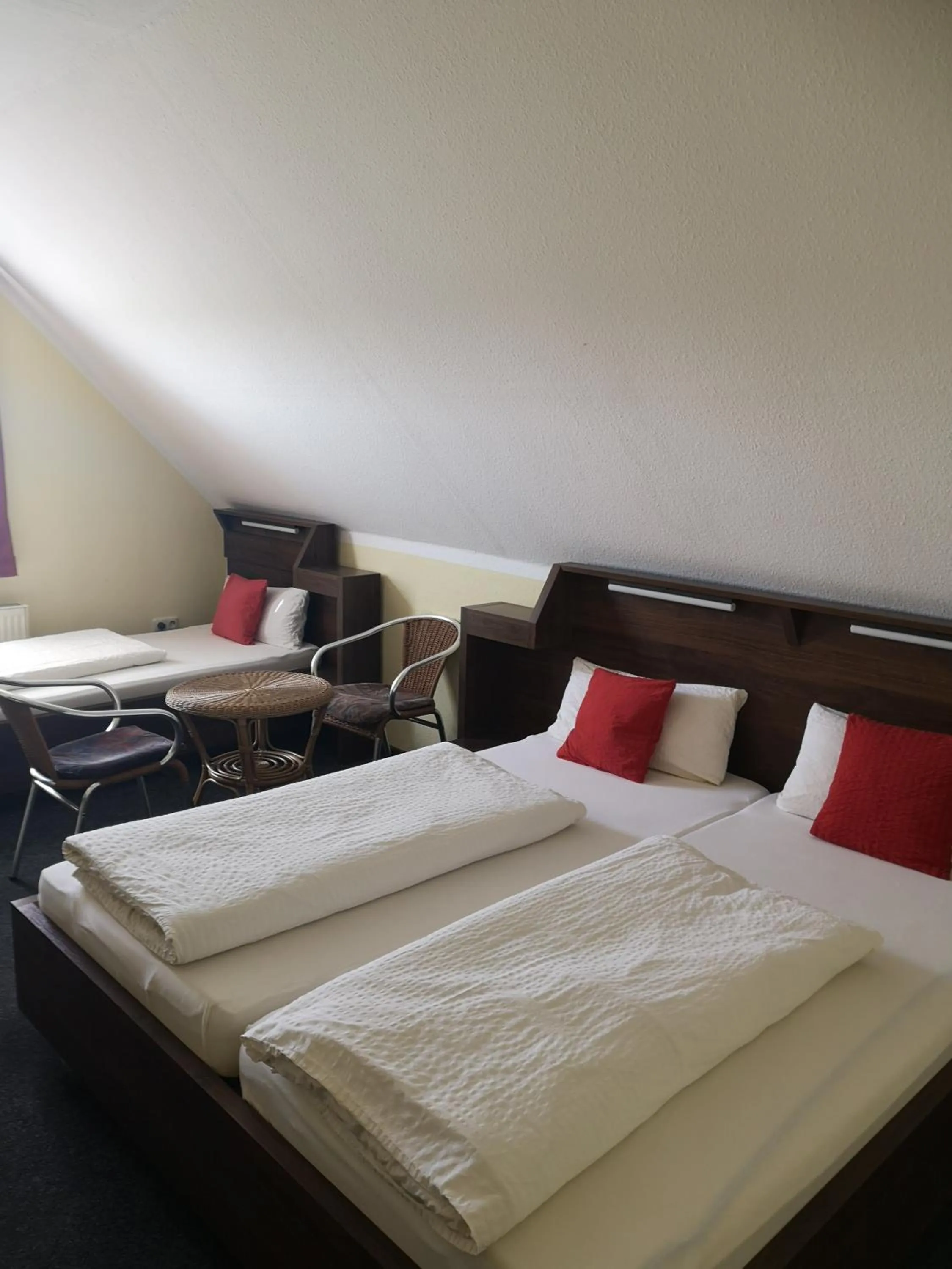 Bed in Hotel Köln-Bonn