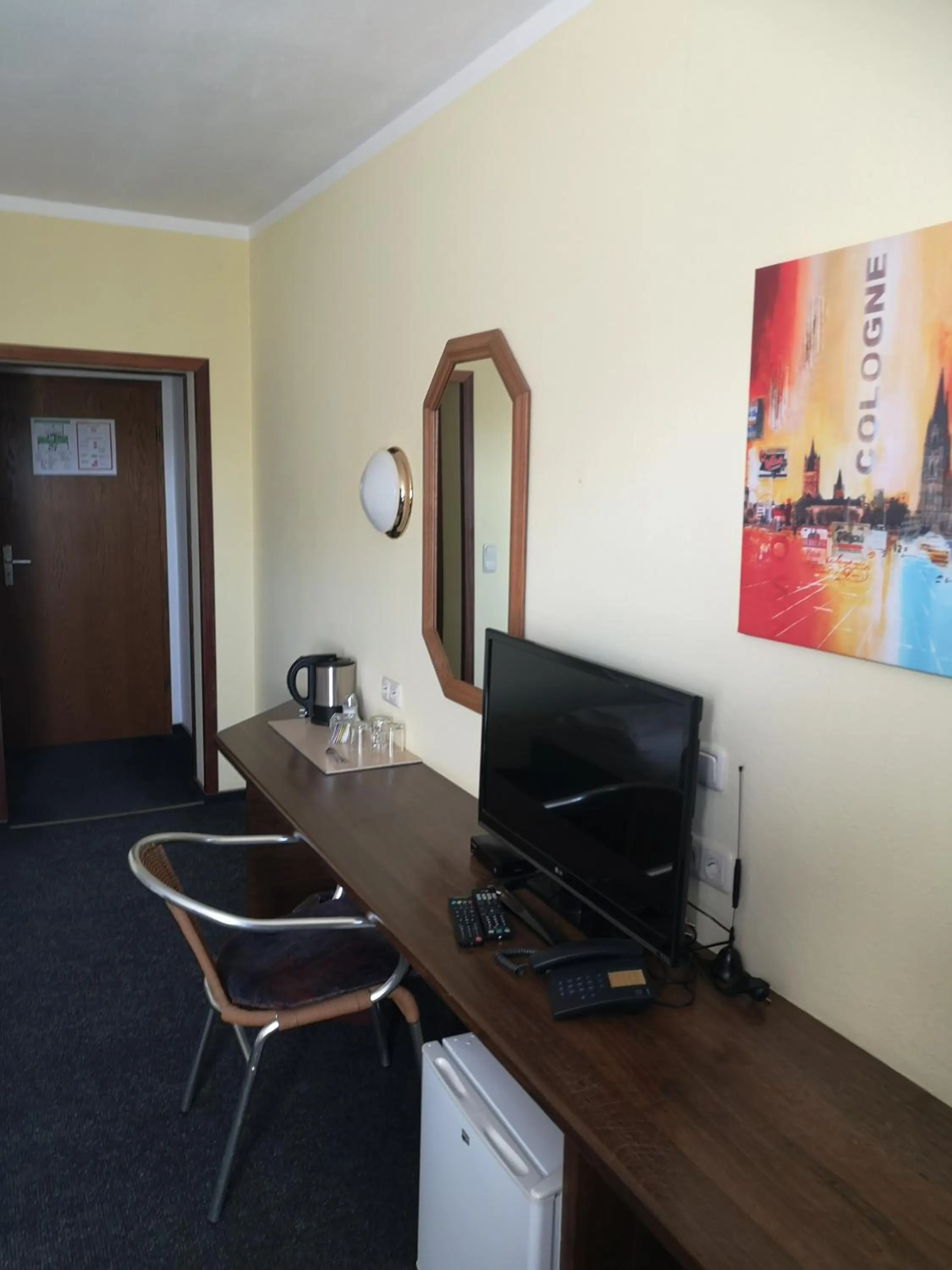 TV and multimedia in Hotel Köln-Bonn