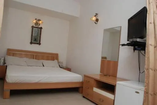 Bed in Solo Victoria Hotel