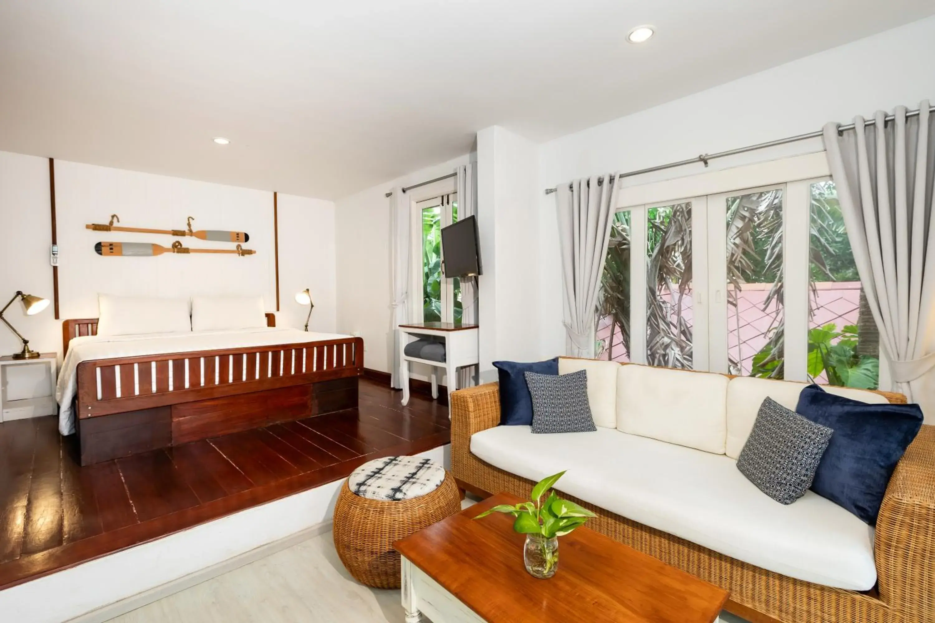 Studio with Terrace in Malibu Beach Resort Studio with Terrace in Malibu Beach Resort