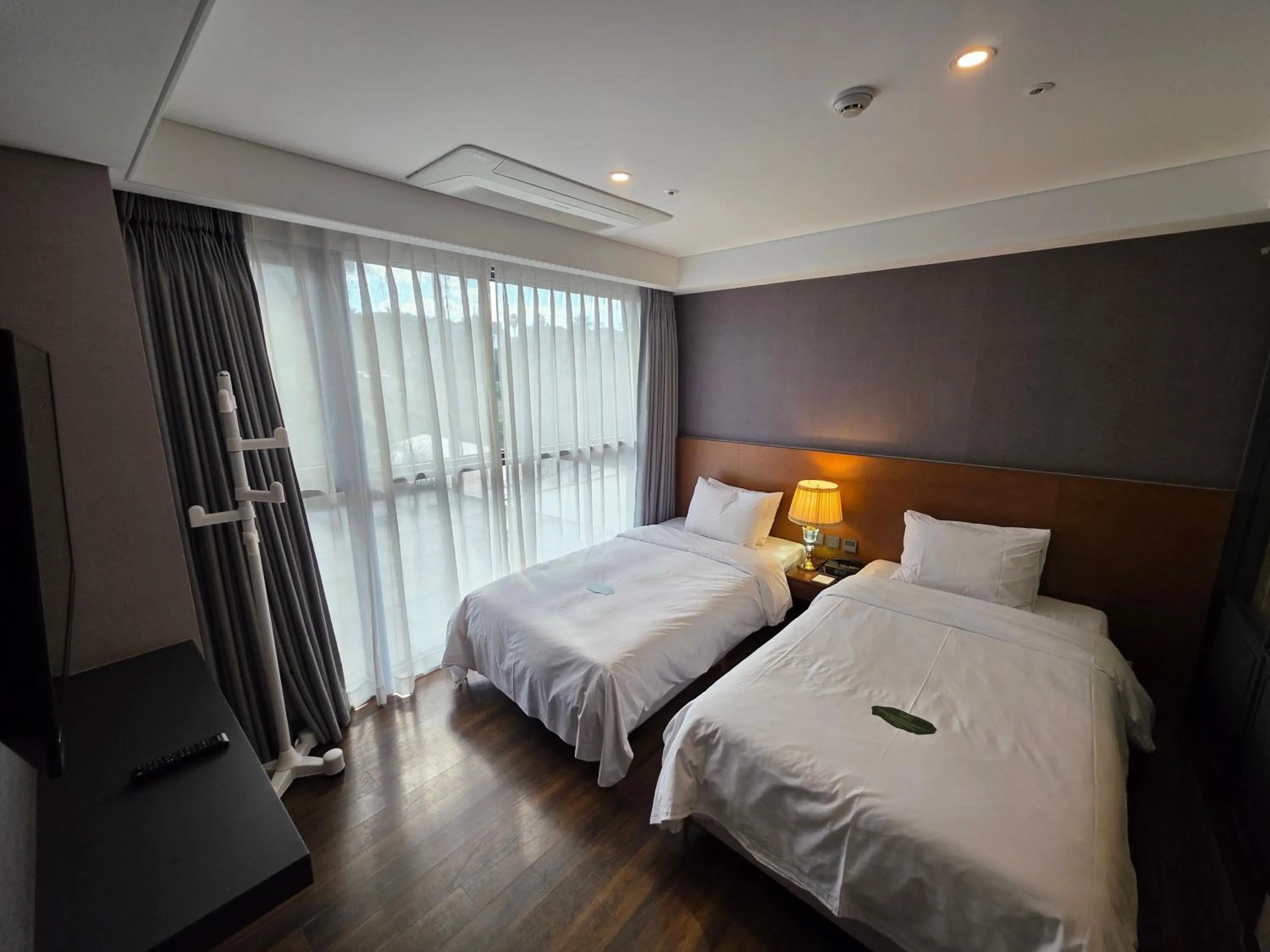 Bedroom, Bed in Dyne Oceano Hotel