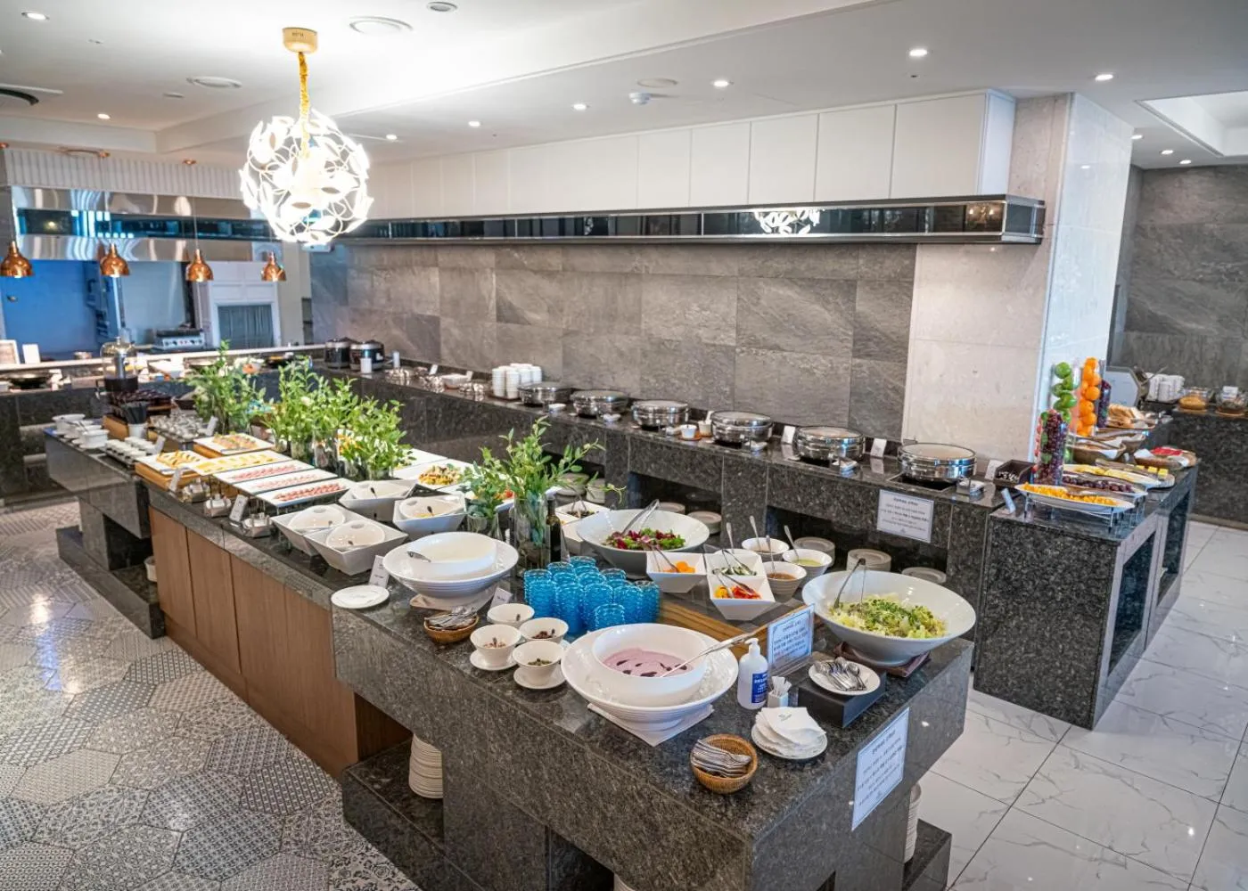 Buffet breakfast in Dyne Oceano Hotel