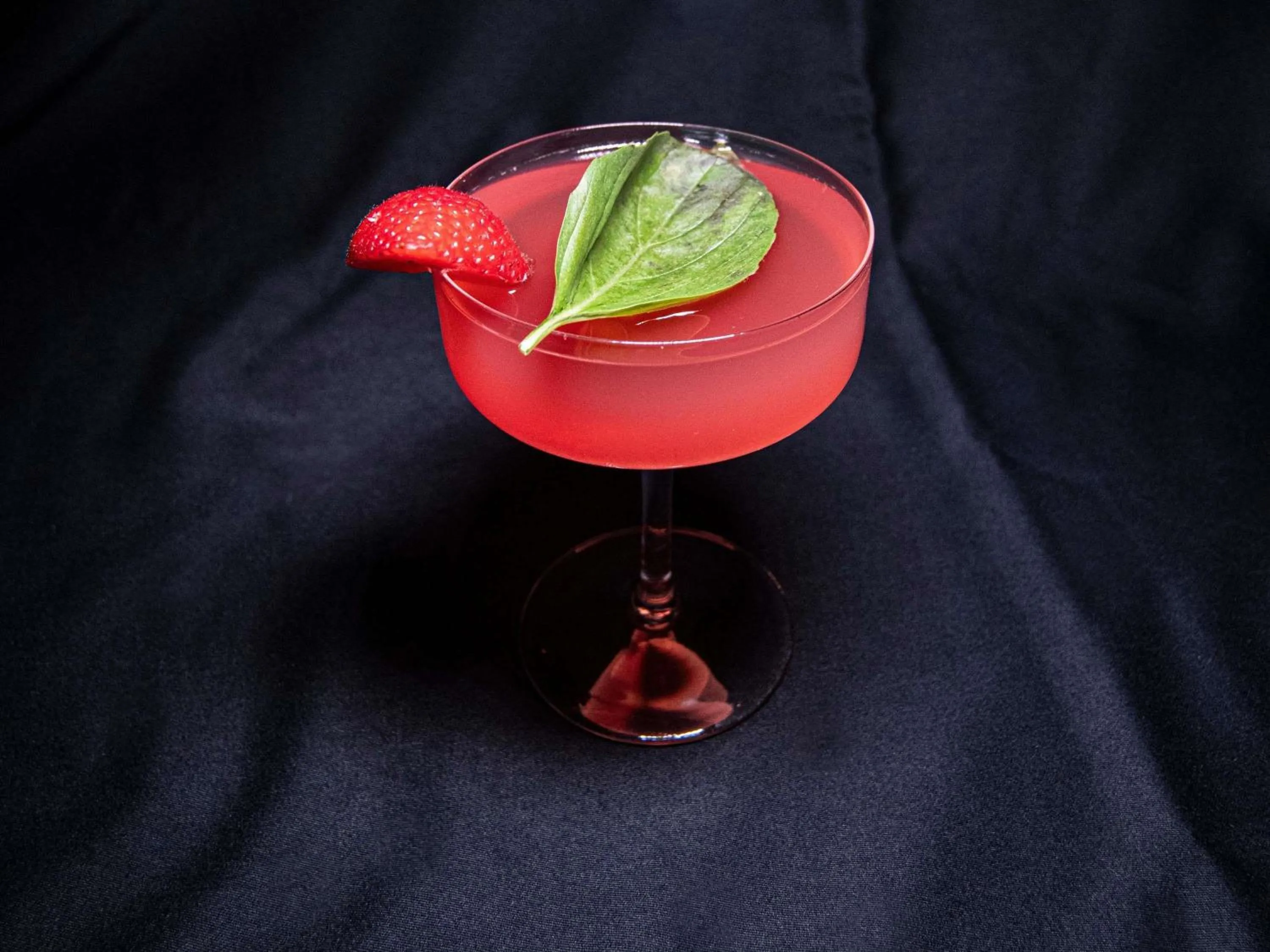 Lounge or bar in ibis Styles Lausanne Center MadHouse