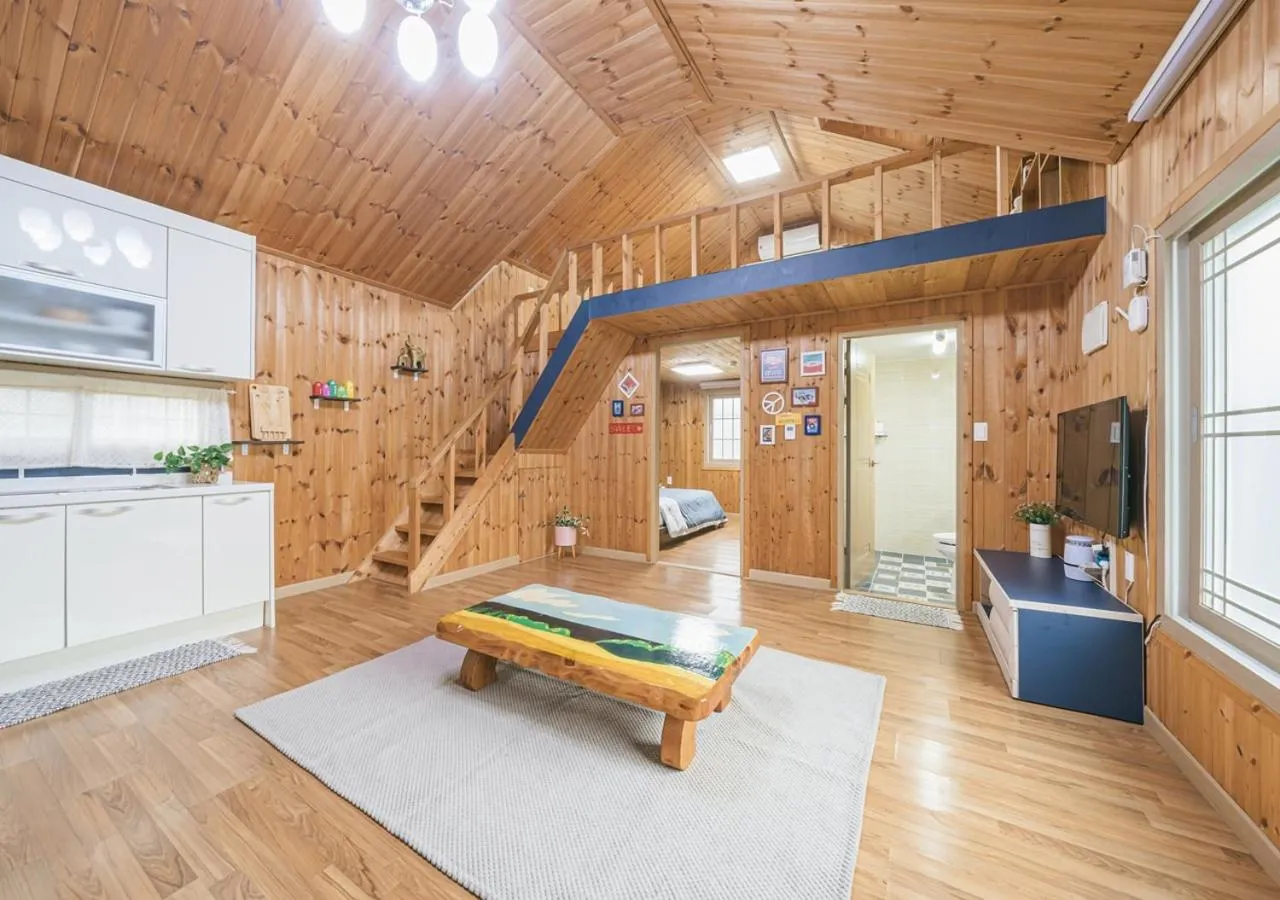 Jeju Haepoomdal Pension