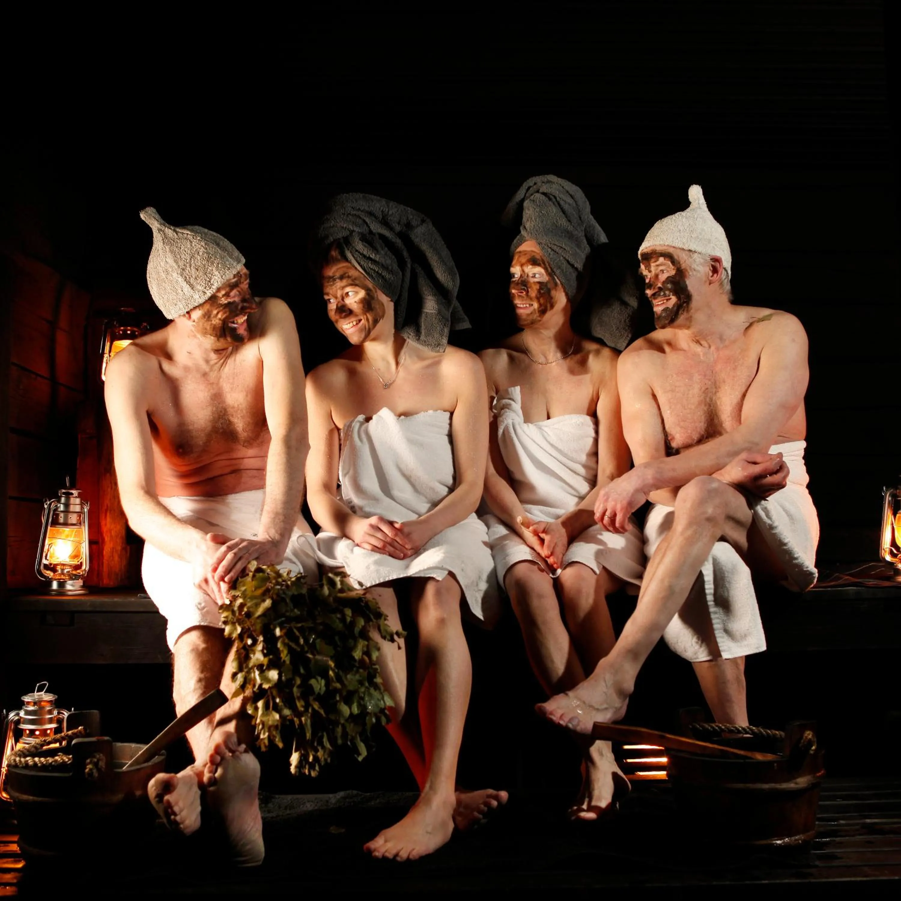 Isokenkäisten Klubi - Wilderness Lodge