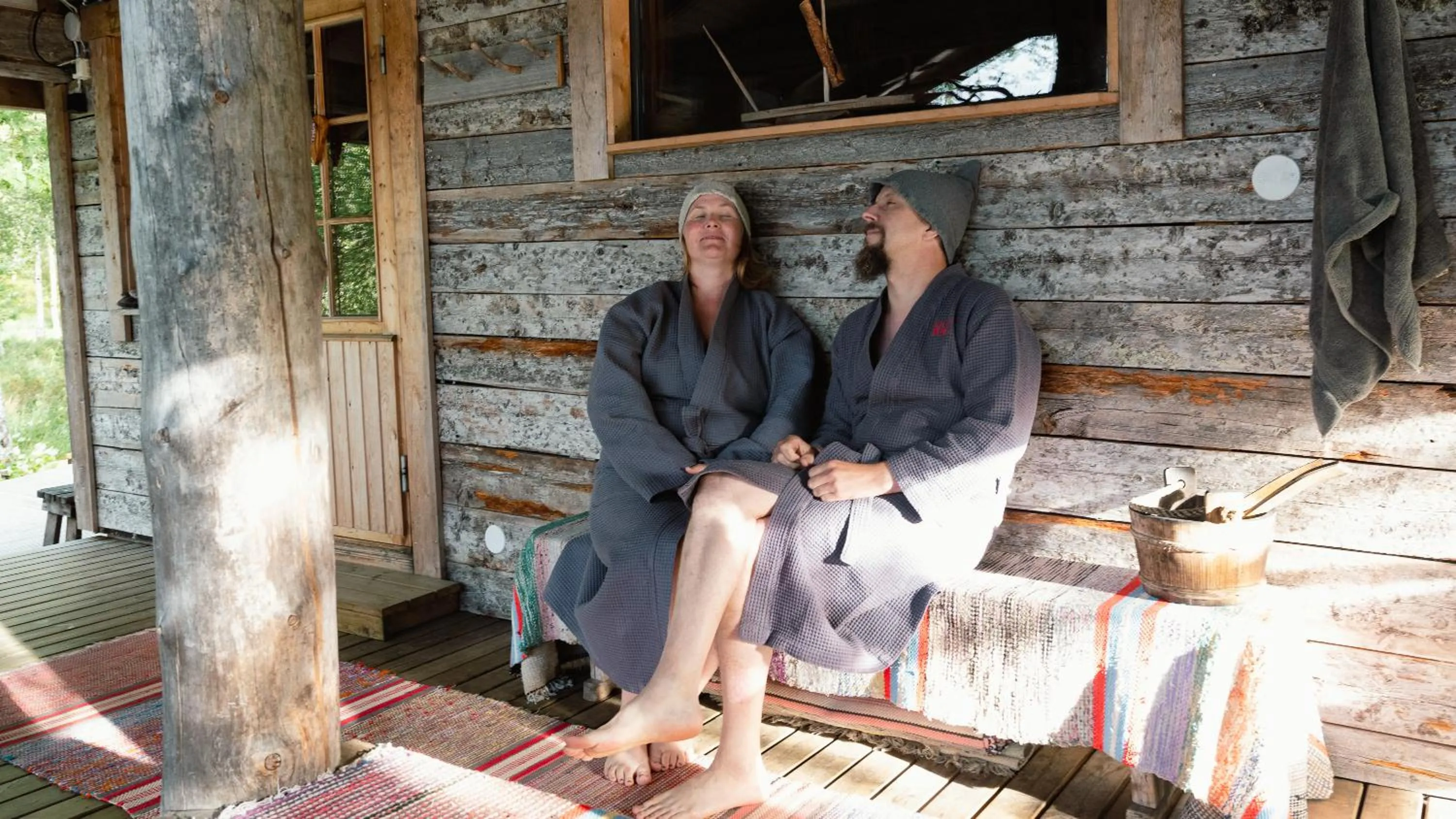 Isokenkäisten Klubi - Wilderness Lodge