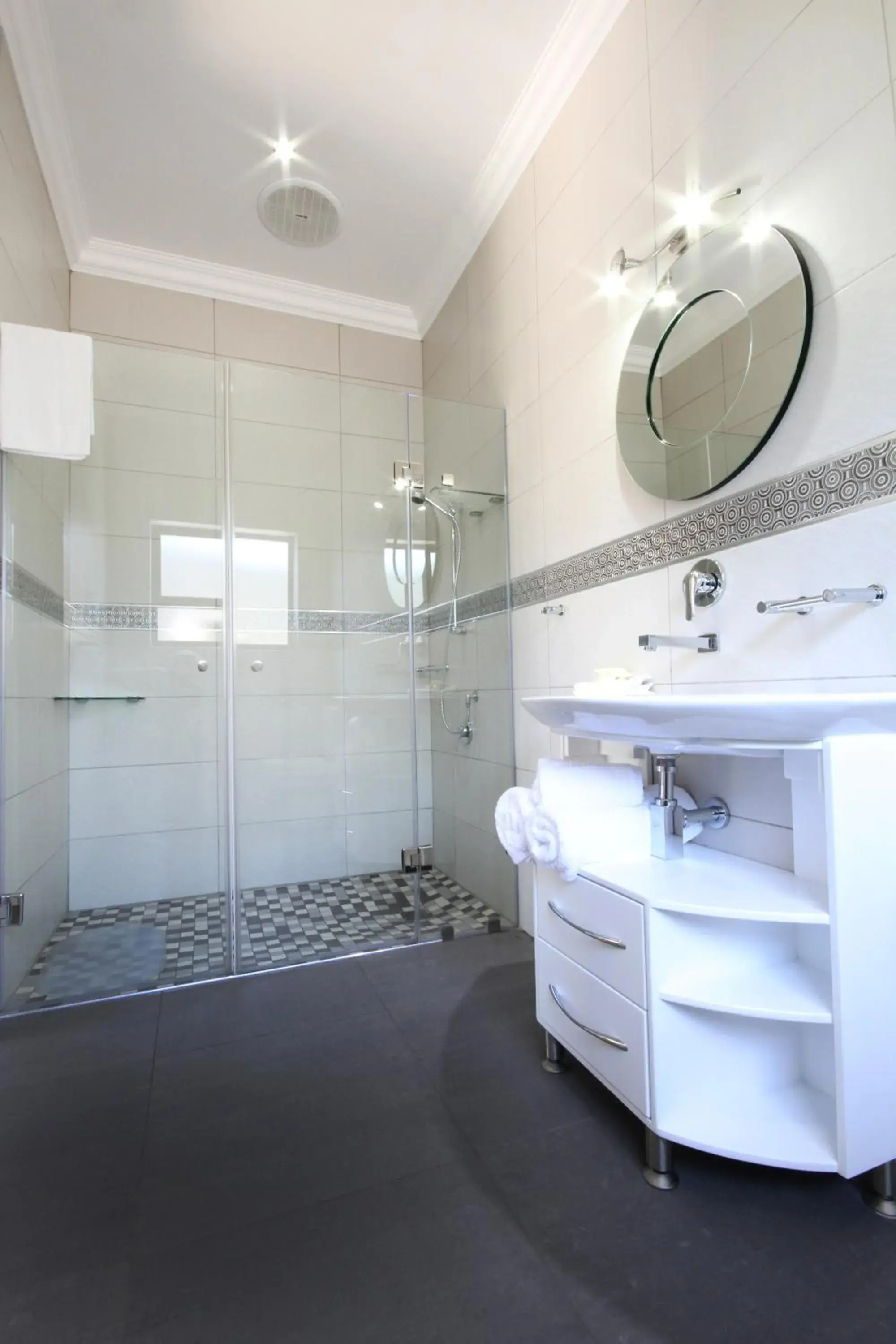 Executive Suite - single occupancy in Appledew Guesthouse Executive Suite - single occupancy in Appledew Guesthouse