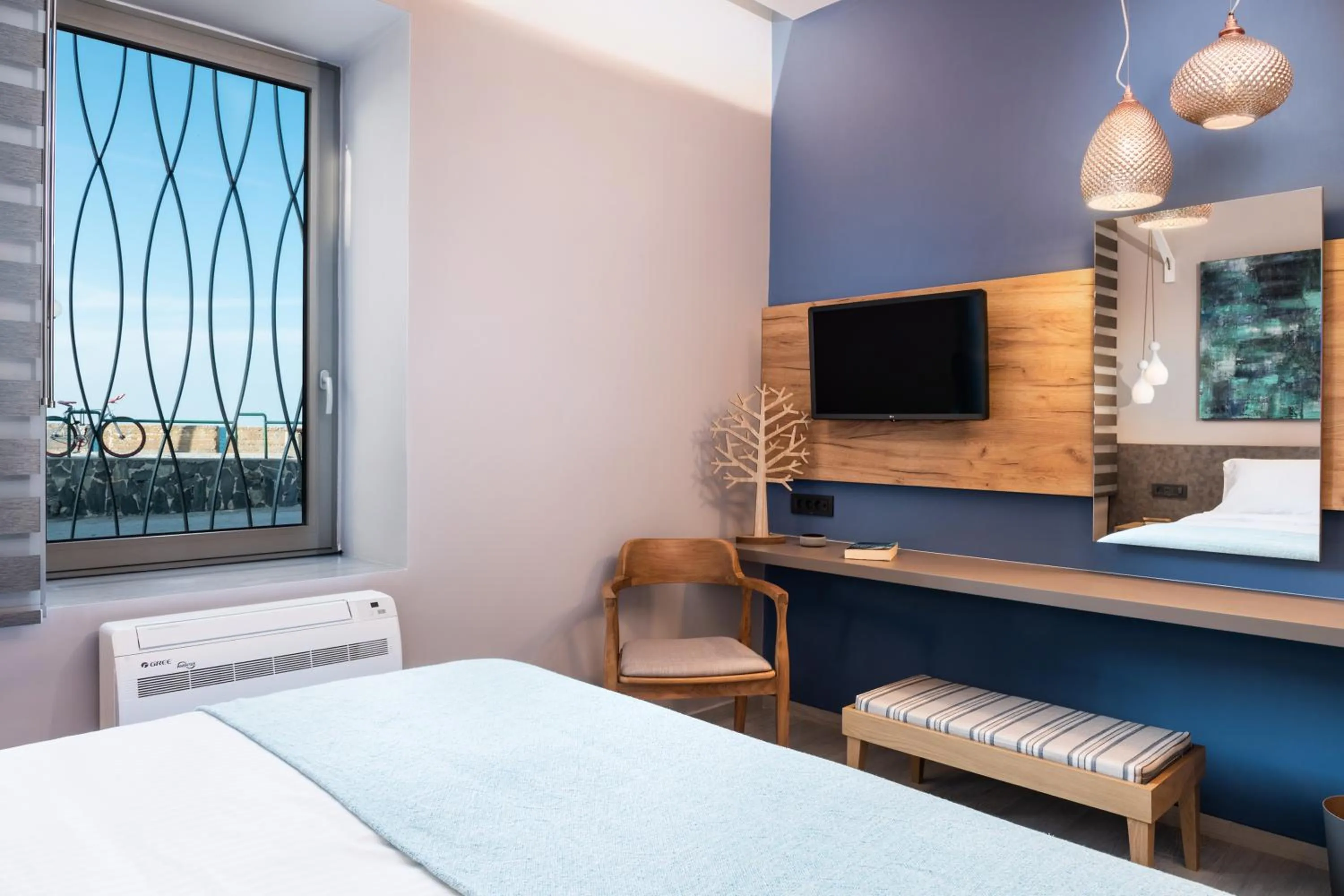 TV and multimedia, Bed in Ciel Collection Suites