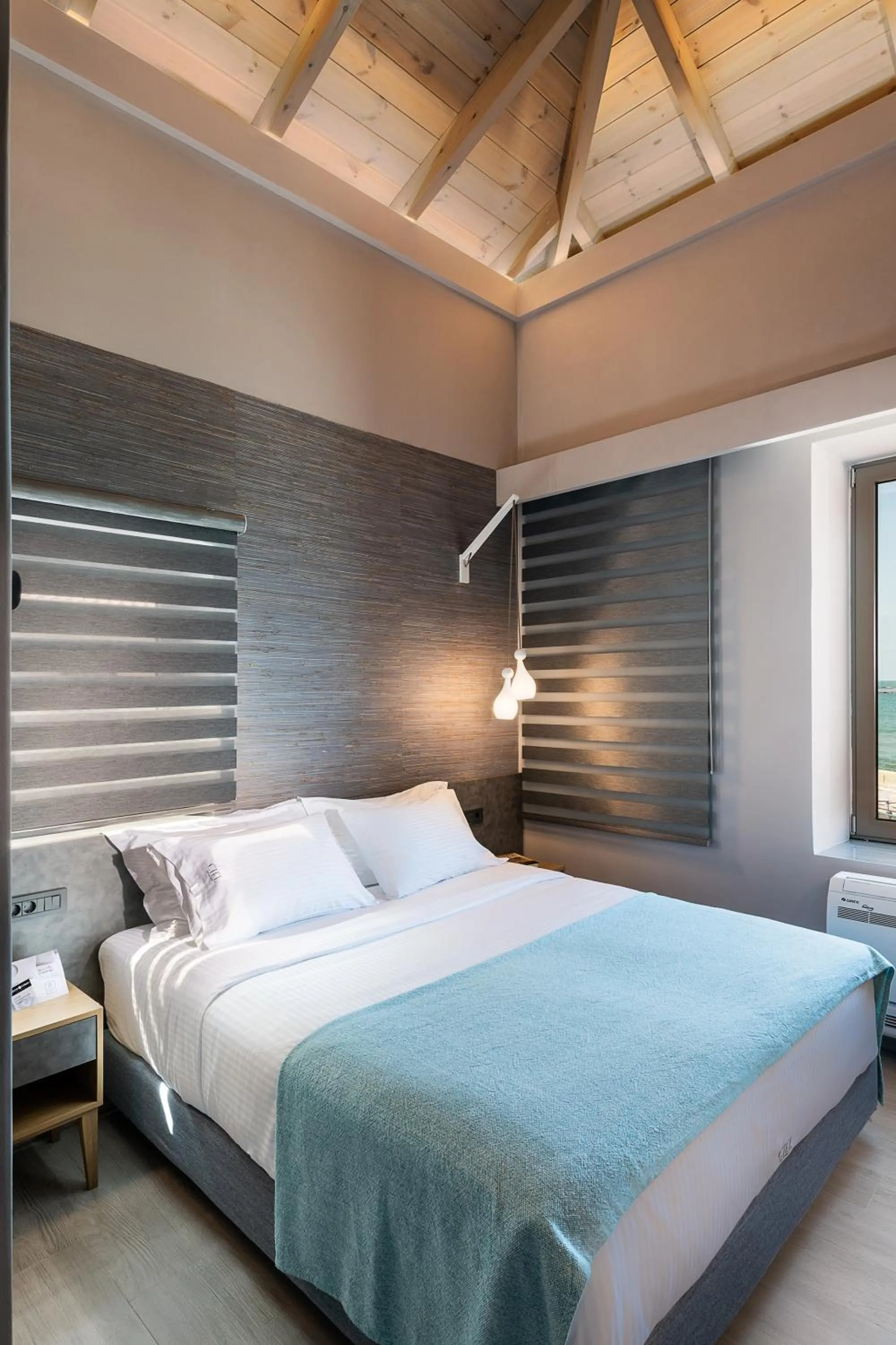 Photo of the whole room, Bed in Ciel Collection Suites