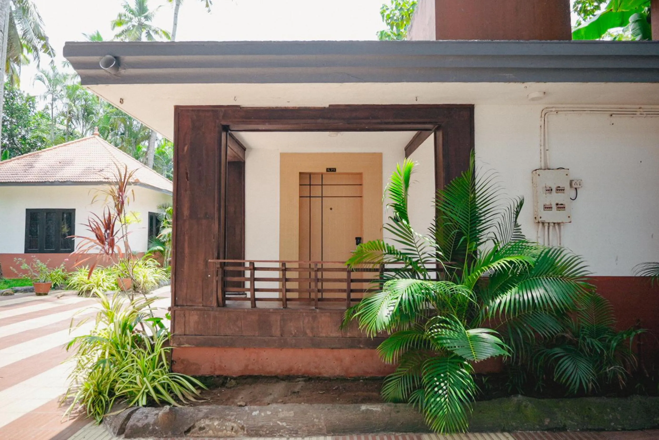 Property building in Raja Park Beach Resort