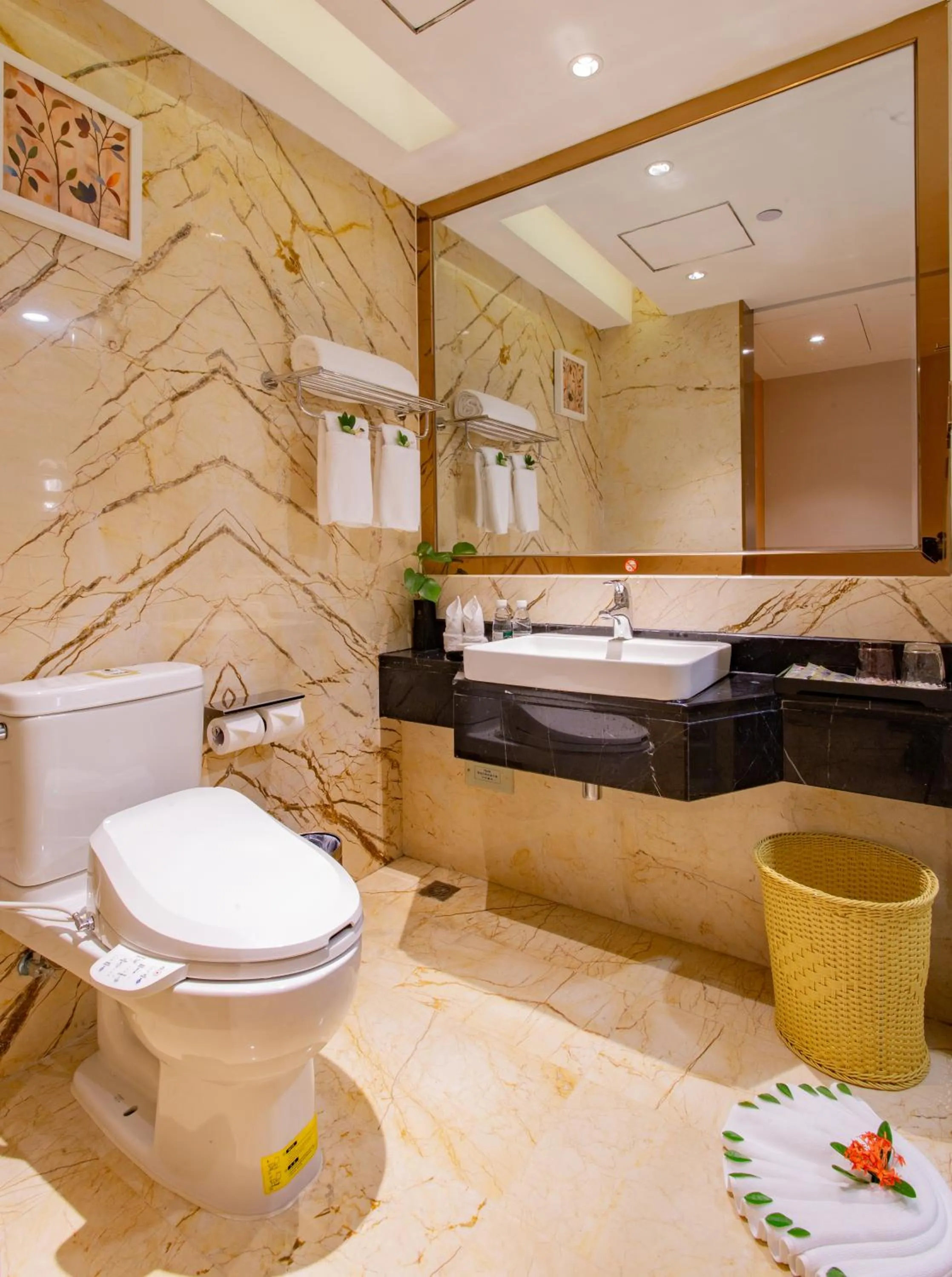 Bathroom in YueXin Tomorrow Hotel Sanya