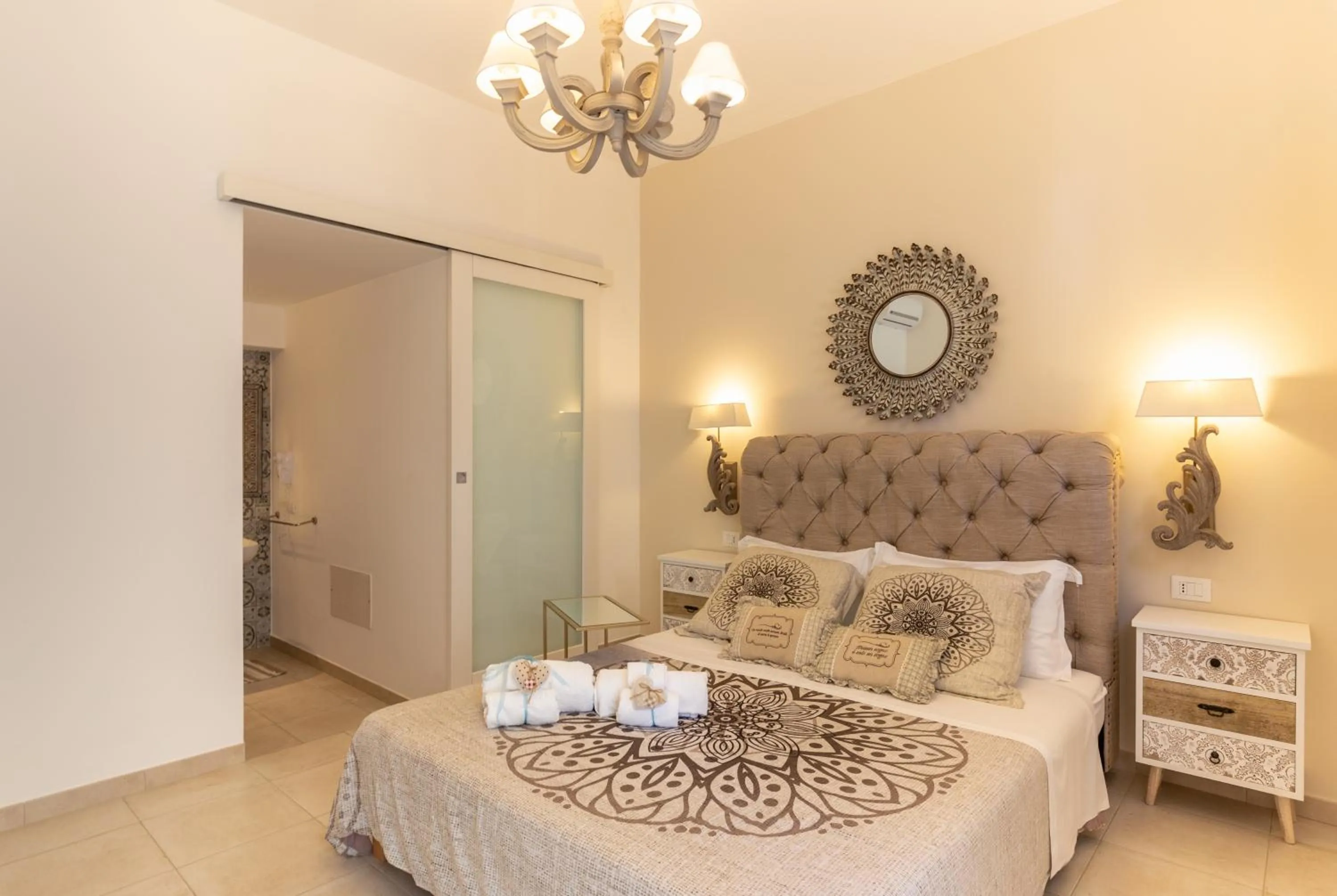 Bed in QuattroCuori Boutique Hotel & Spa