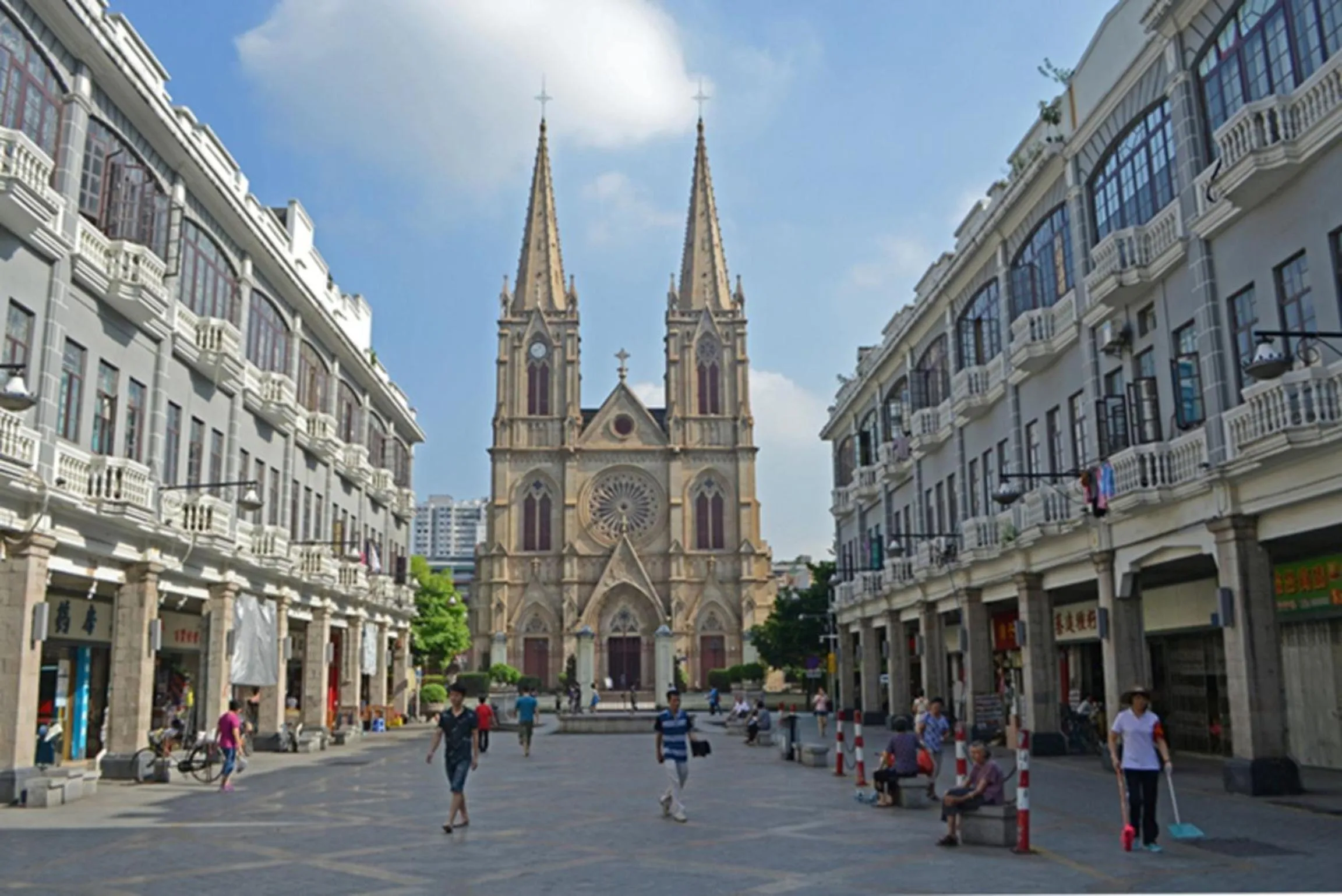 Nearby landmark in Guangzhou Hongcheng Hotel