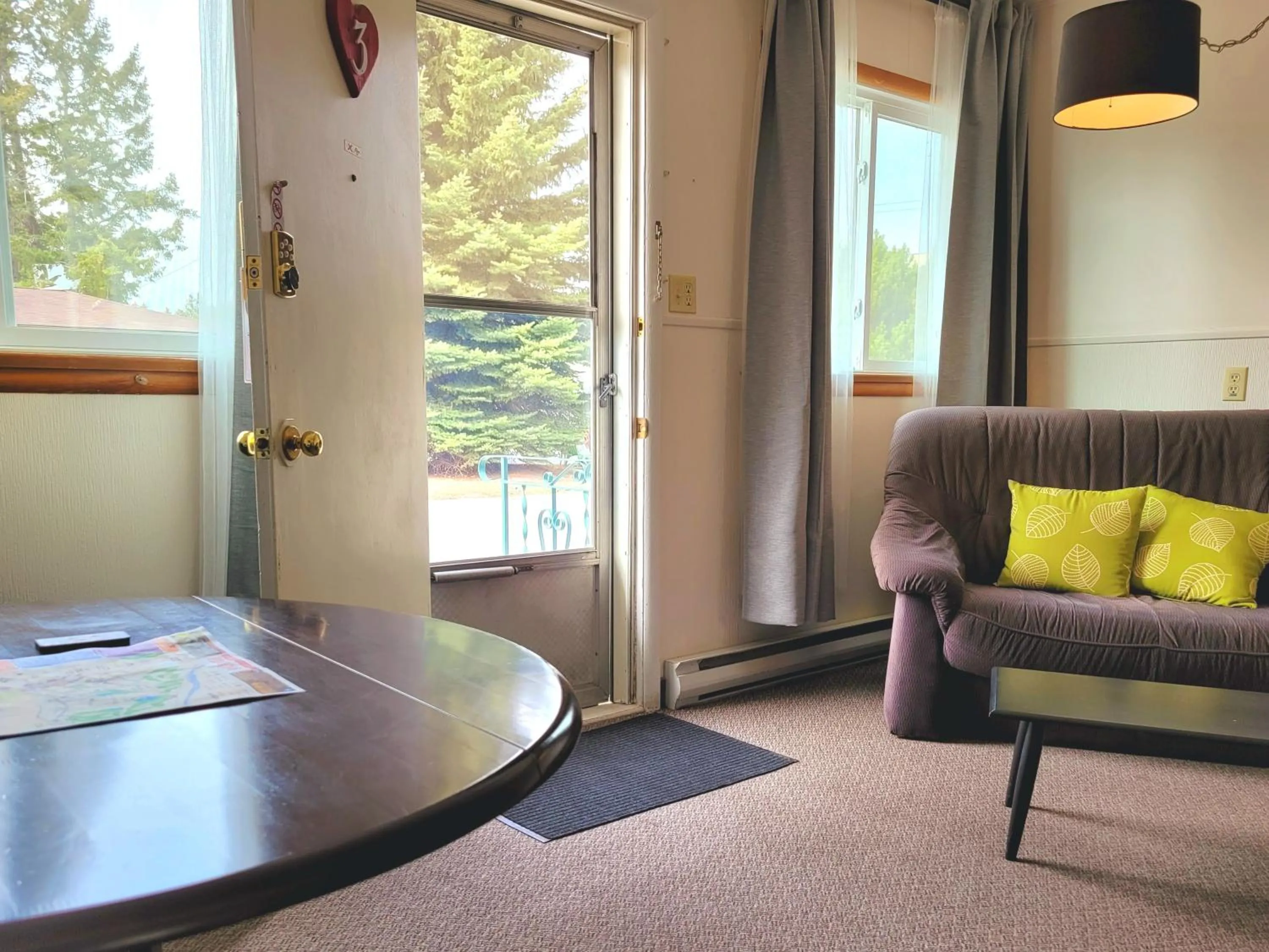 Living room in Lido Motel