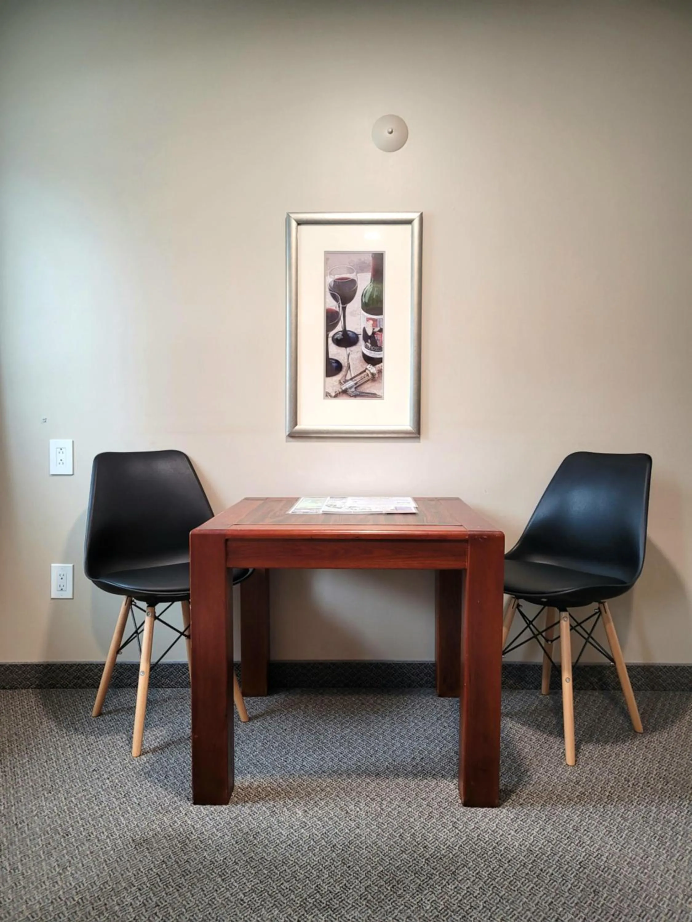 Dining area in Lido Motel