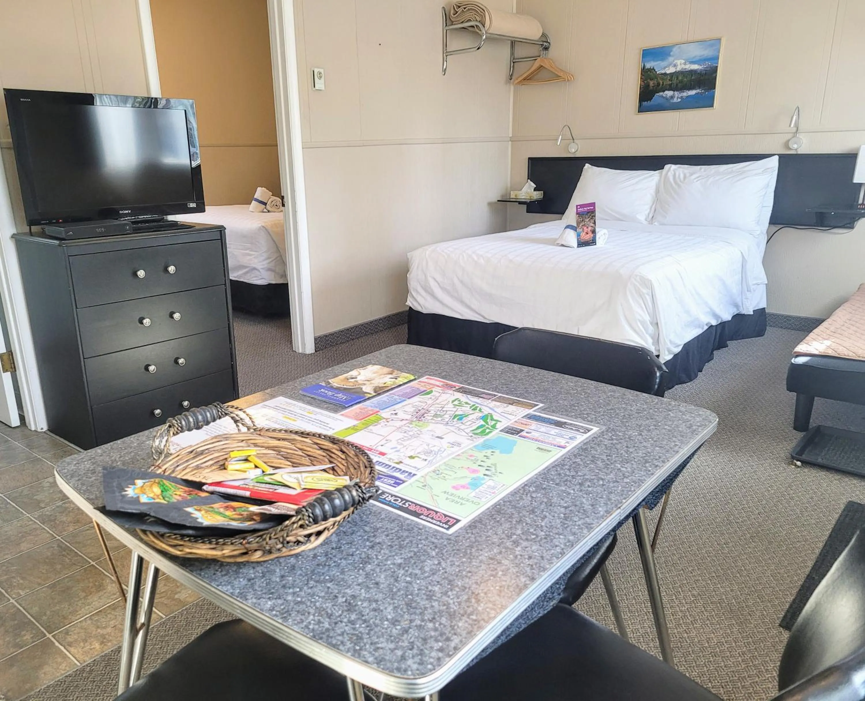 Living room in Lido Motel