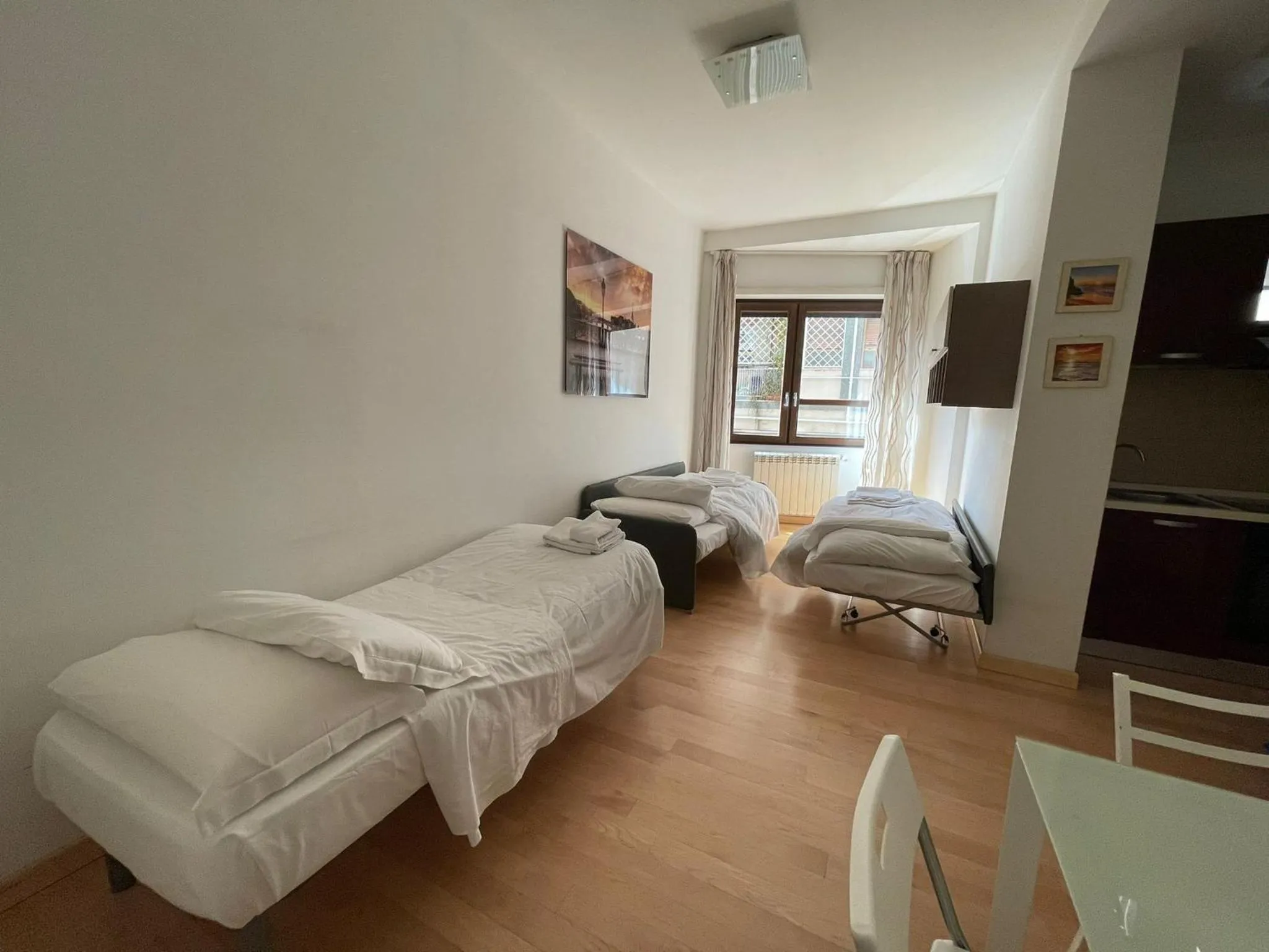 Dining area, Bed in Luciano Laterani Guest House