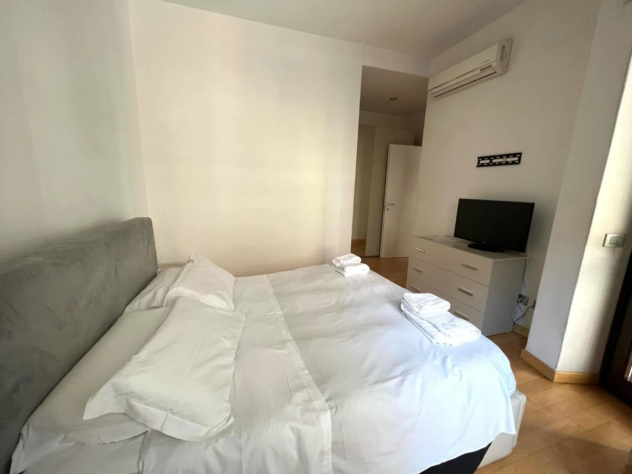 Bedroom, Bed in Luciano Laterani Guest House