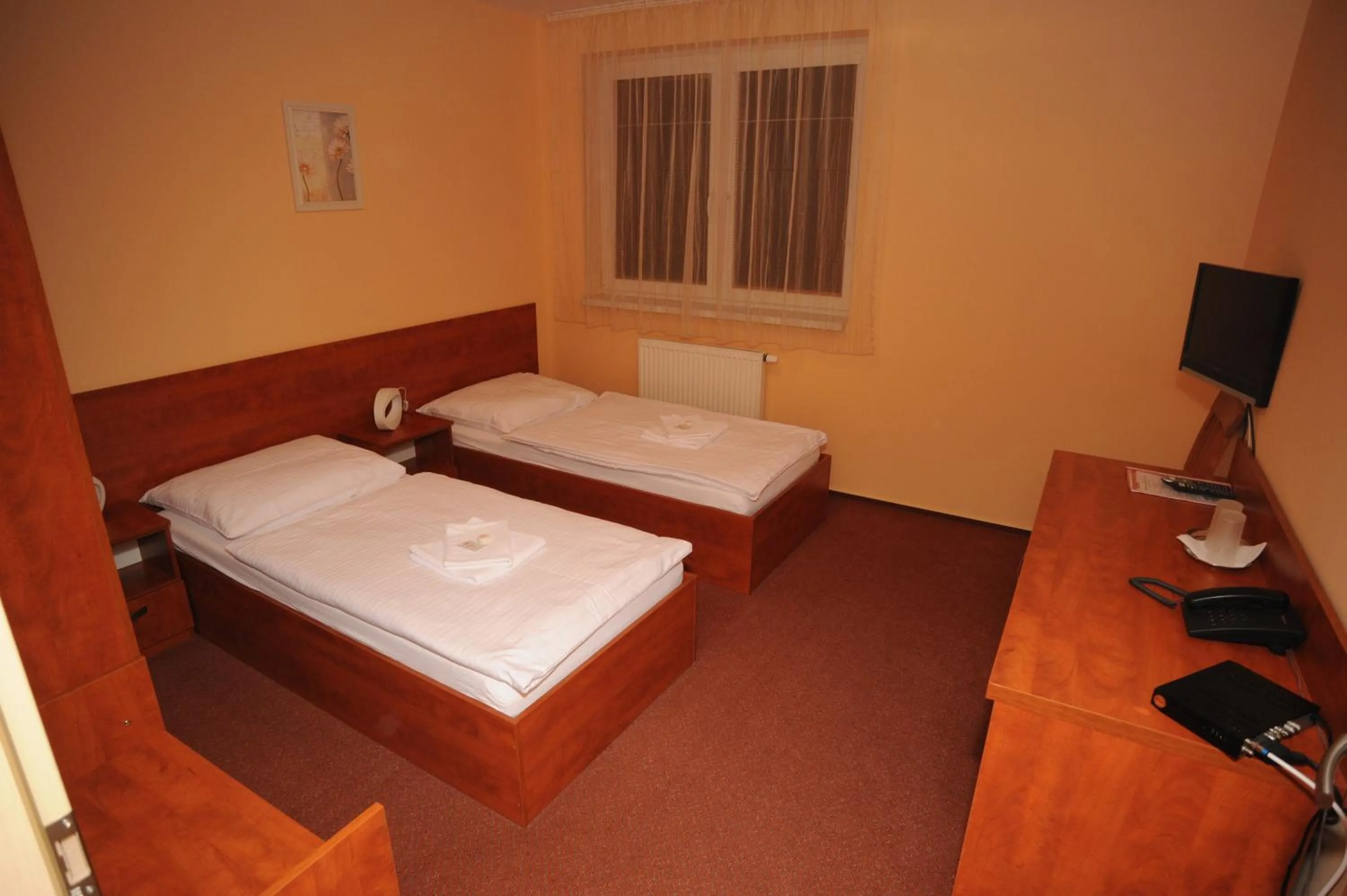 Bedroom, Bed in Hotel Olympionik