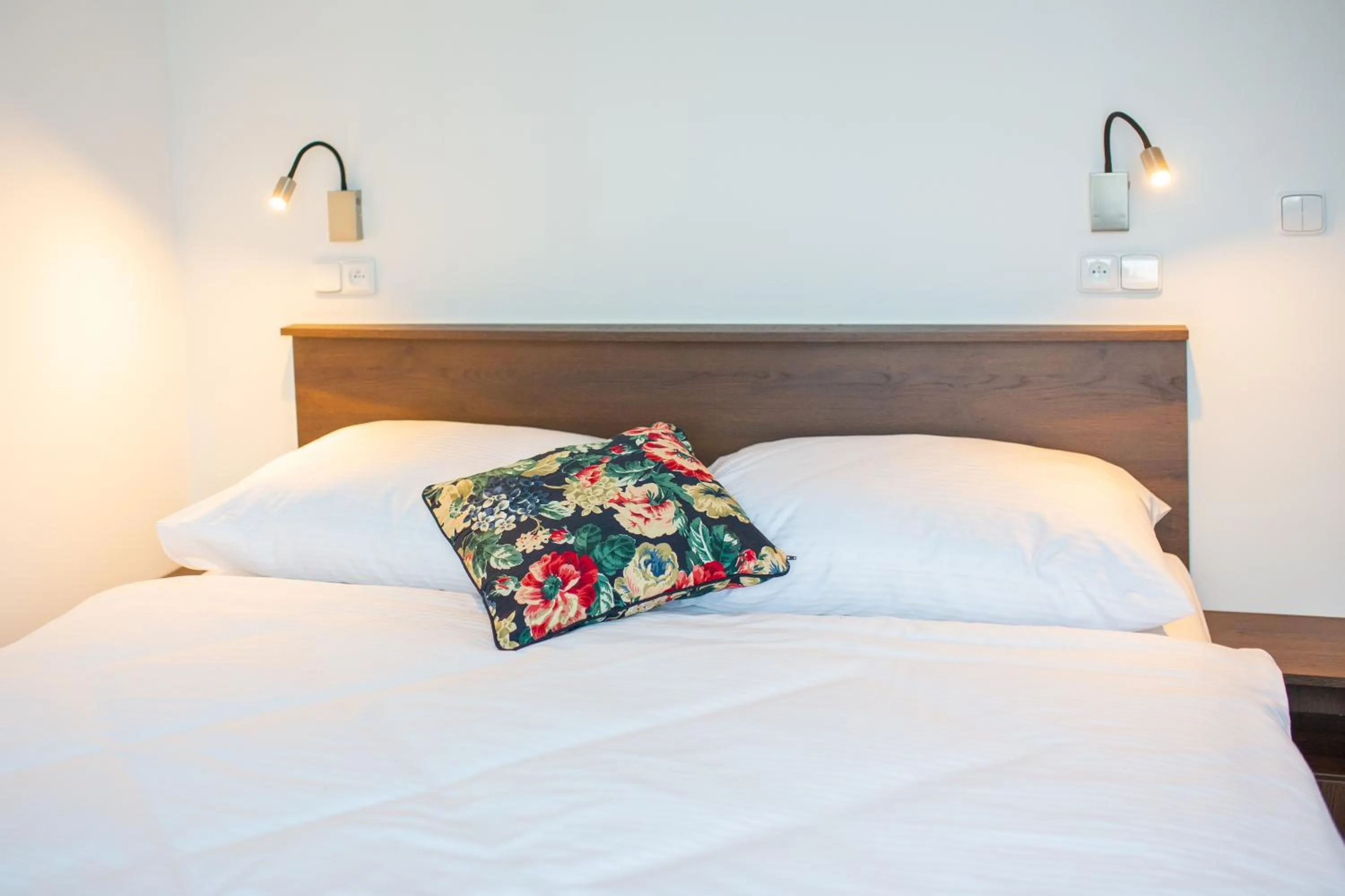 Bed in Hotel Olympionik