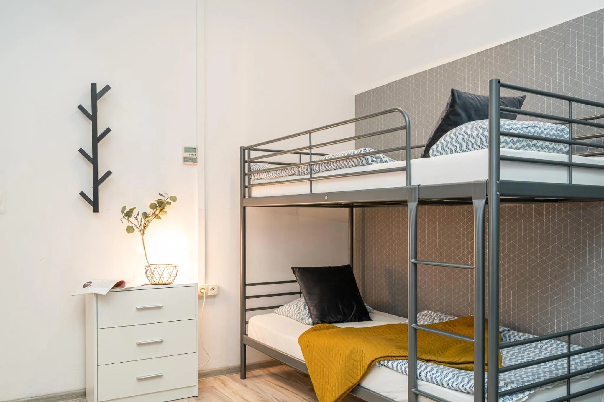 Bed in Absynt Hostel Wrocław