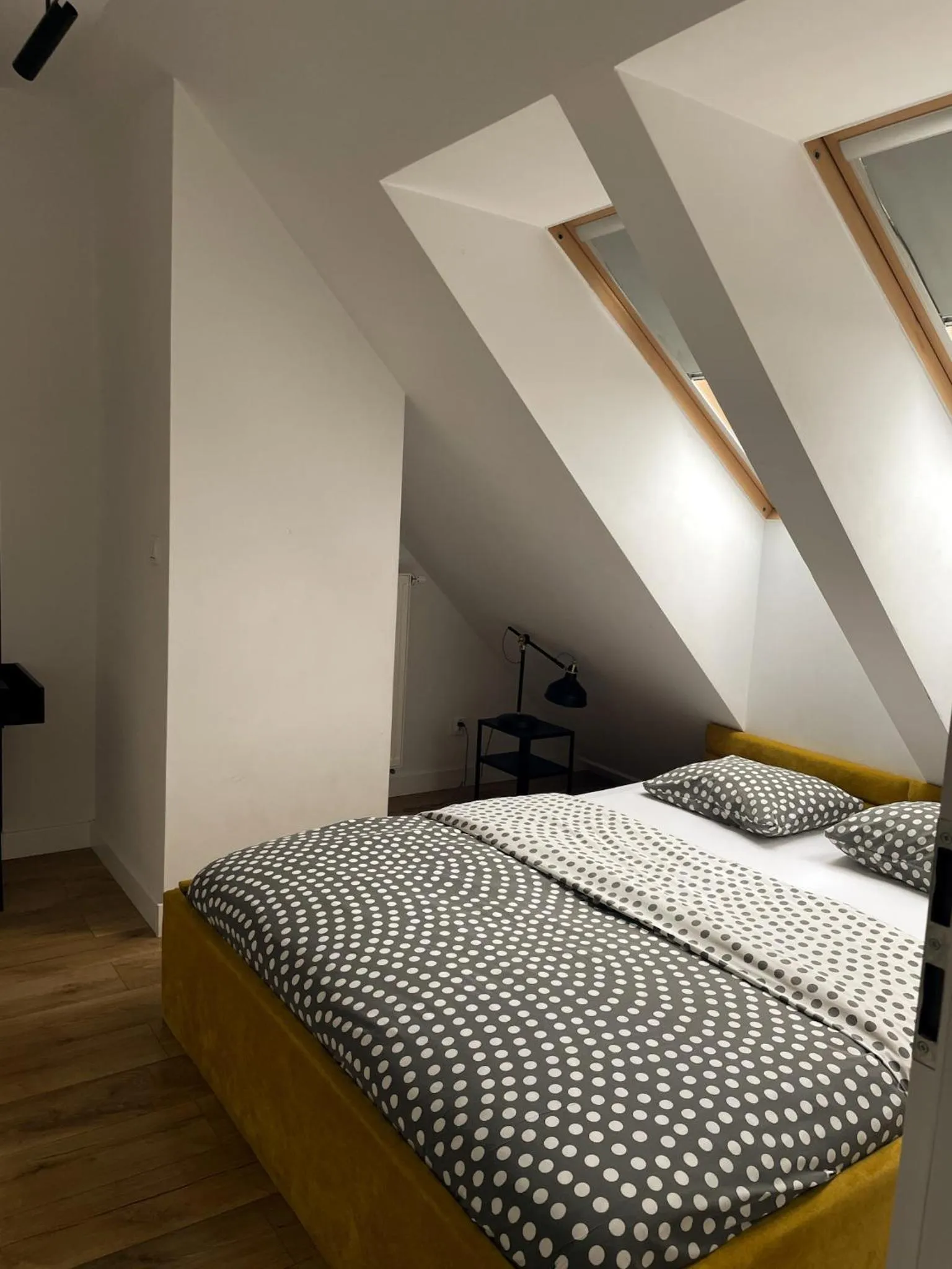 Bed in Absynt Hostel Wrocław