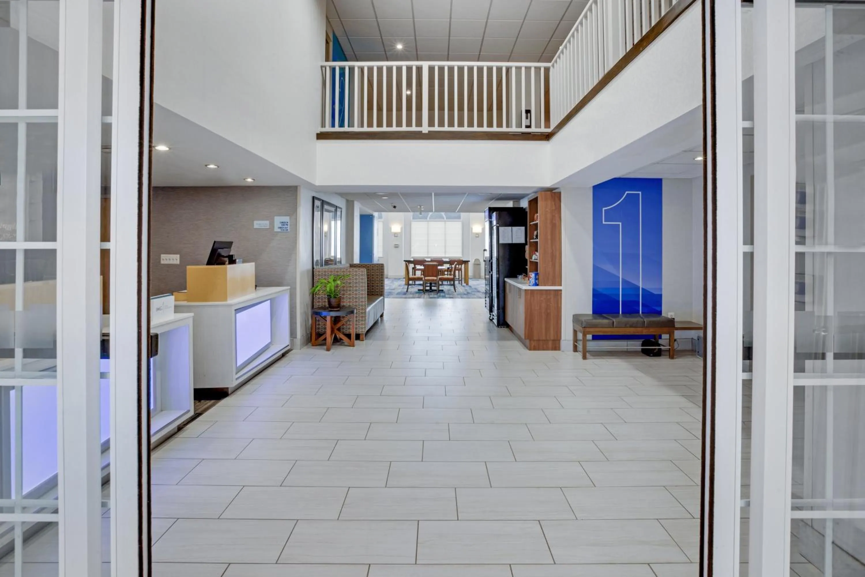 Property building in Holiday Inn Express Hotel & Suites Warrenton by IHG