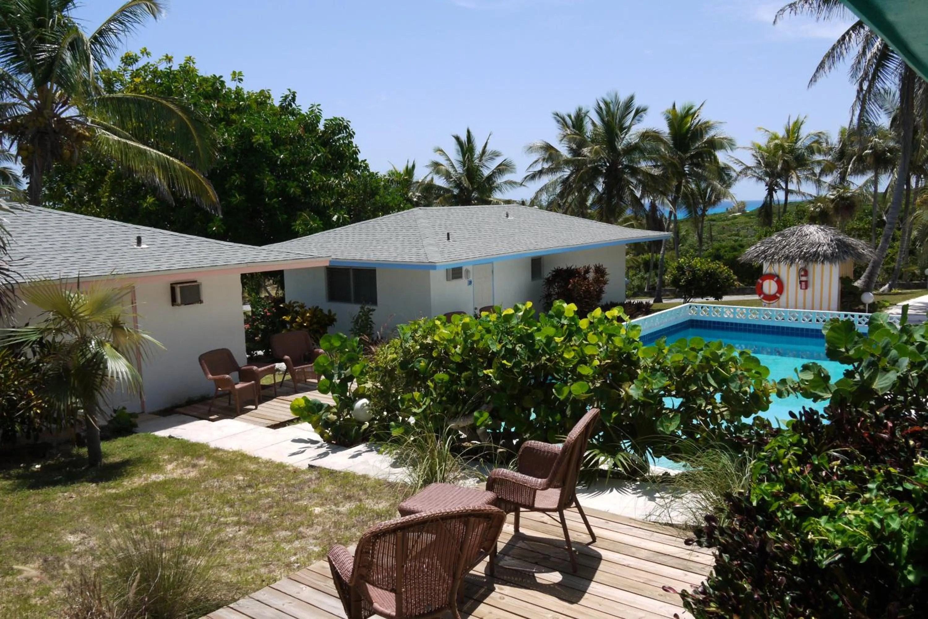 Swimming pool in Stella Maris Resort Club