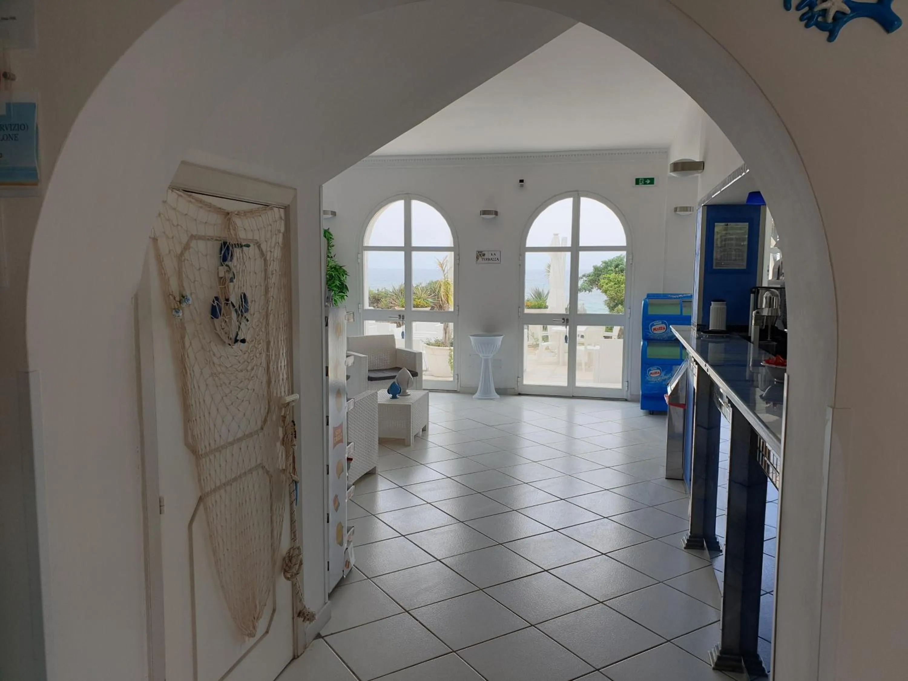 Lounge or bar in Hotel Caraibisiaco sul mare