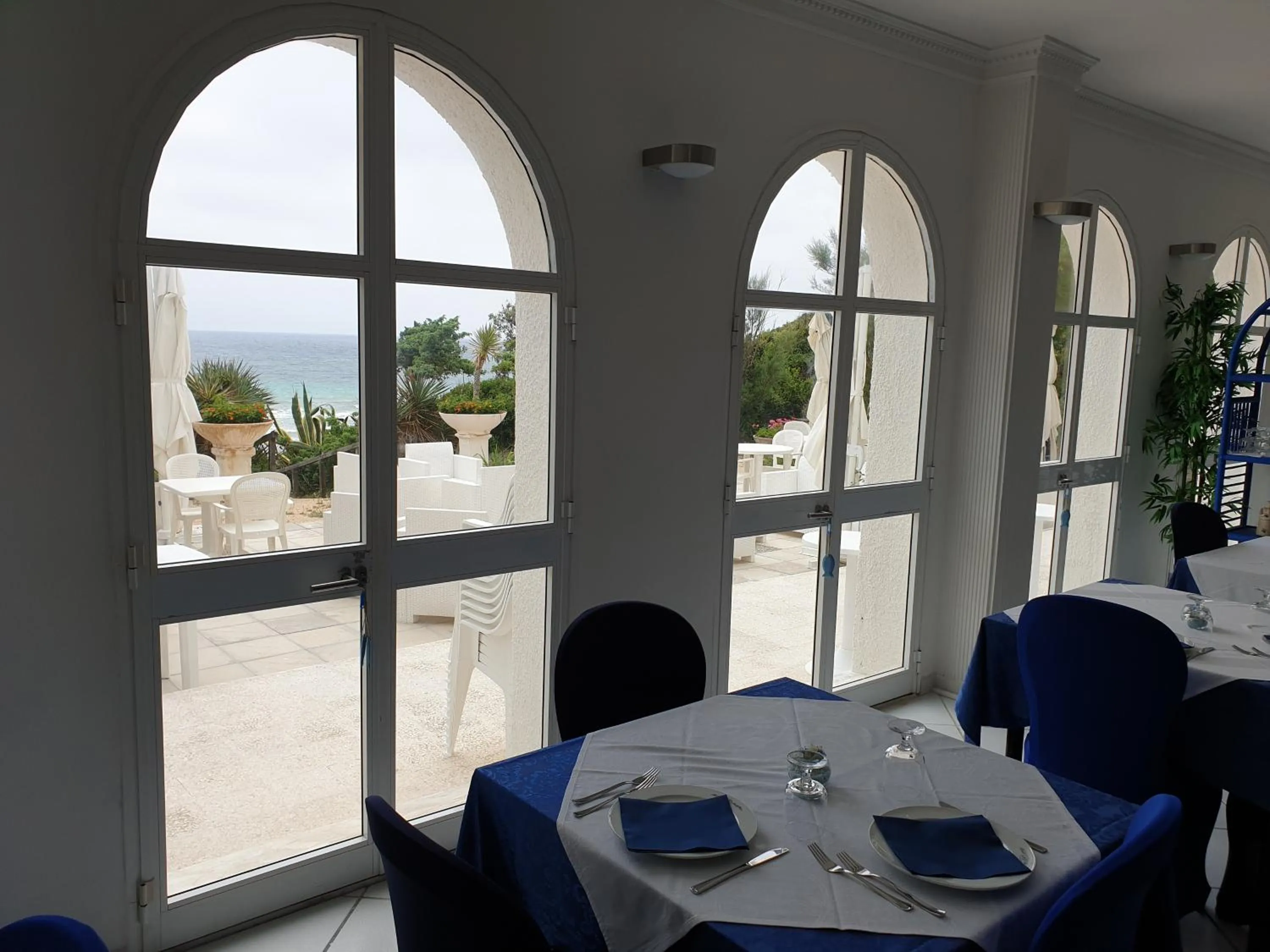Restaurant/places to eat in Hotel Caraibisiaco sul mare