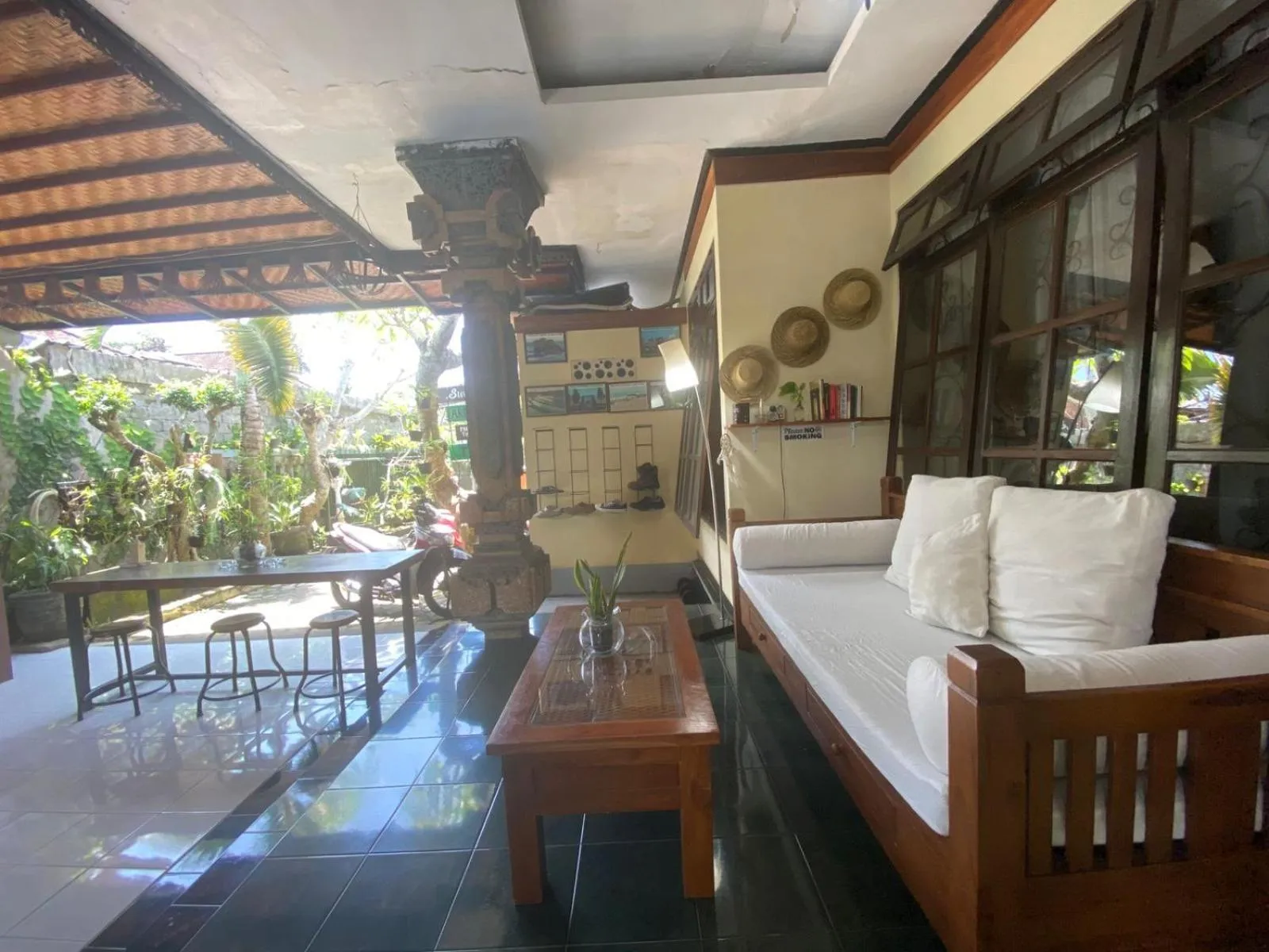 Balcony/Terrace in Coliving Bali SWEET HOME Kost Lengkap di Tabanan Kota