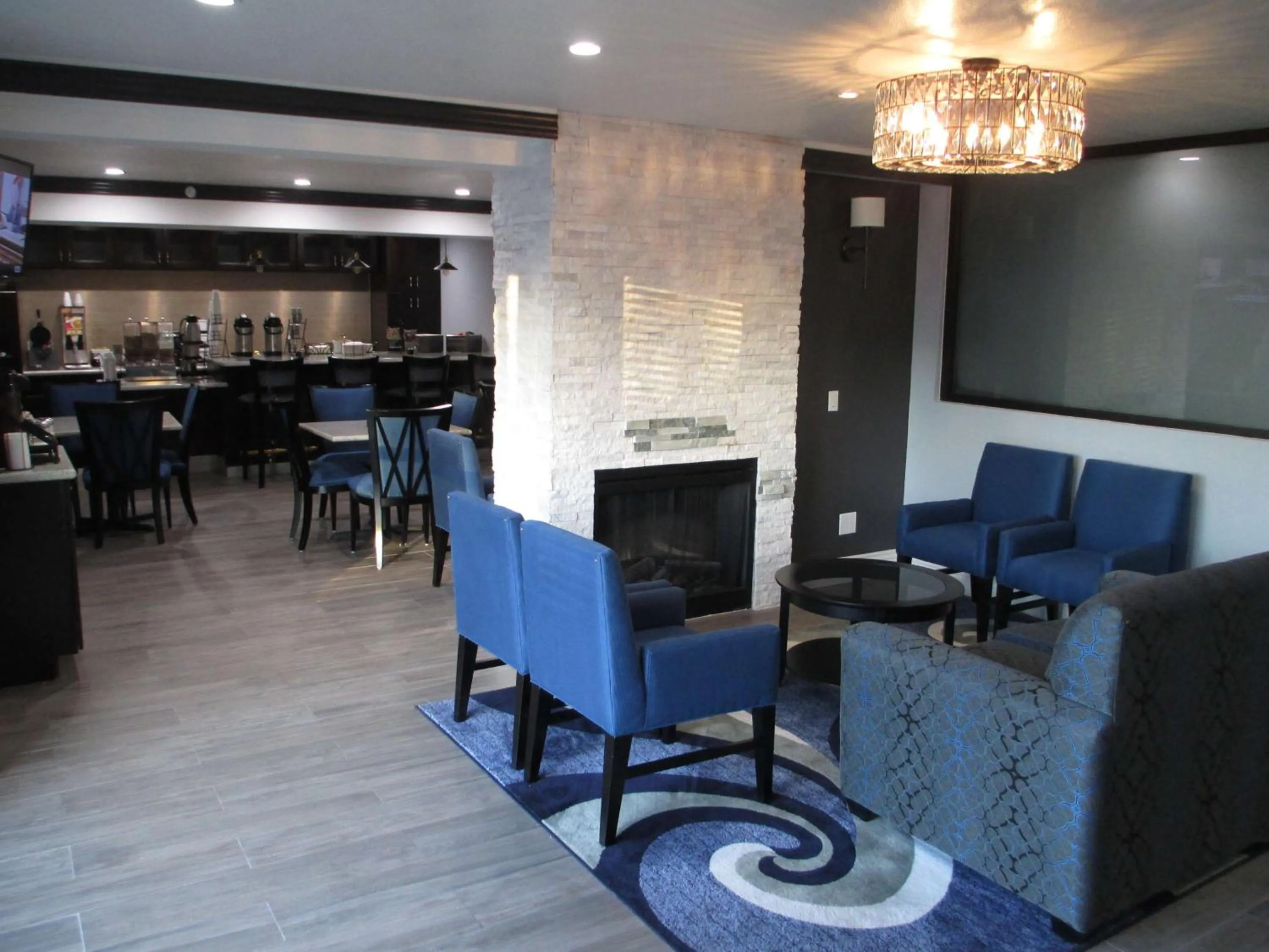 Lobby or reception in Best Western Plus Diamond Valley Inn