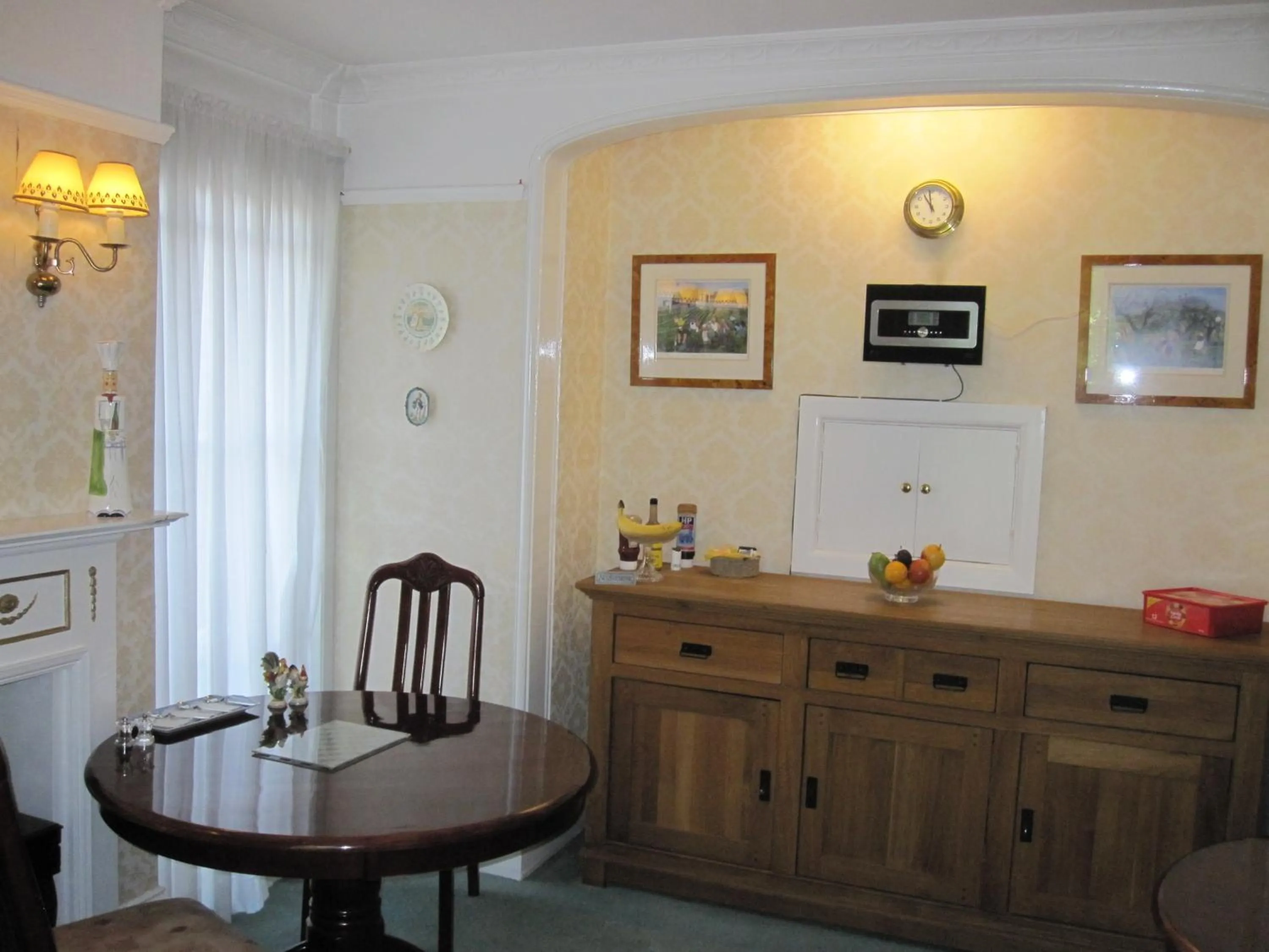 Restaurant/places to eat, Kitchen/Kitchenette in Clayhill House Bed & Breakfast