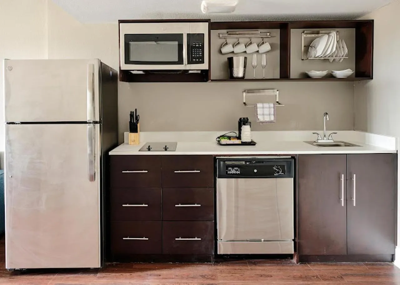 dishwasher in Best Western Plus Executive Residency Pottstown