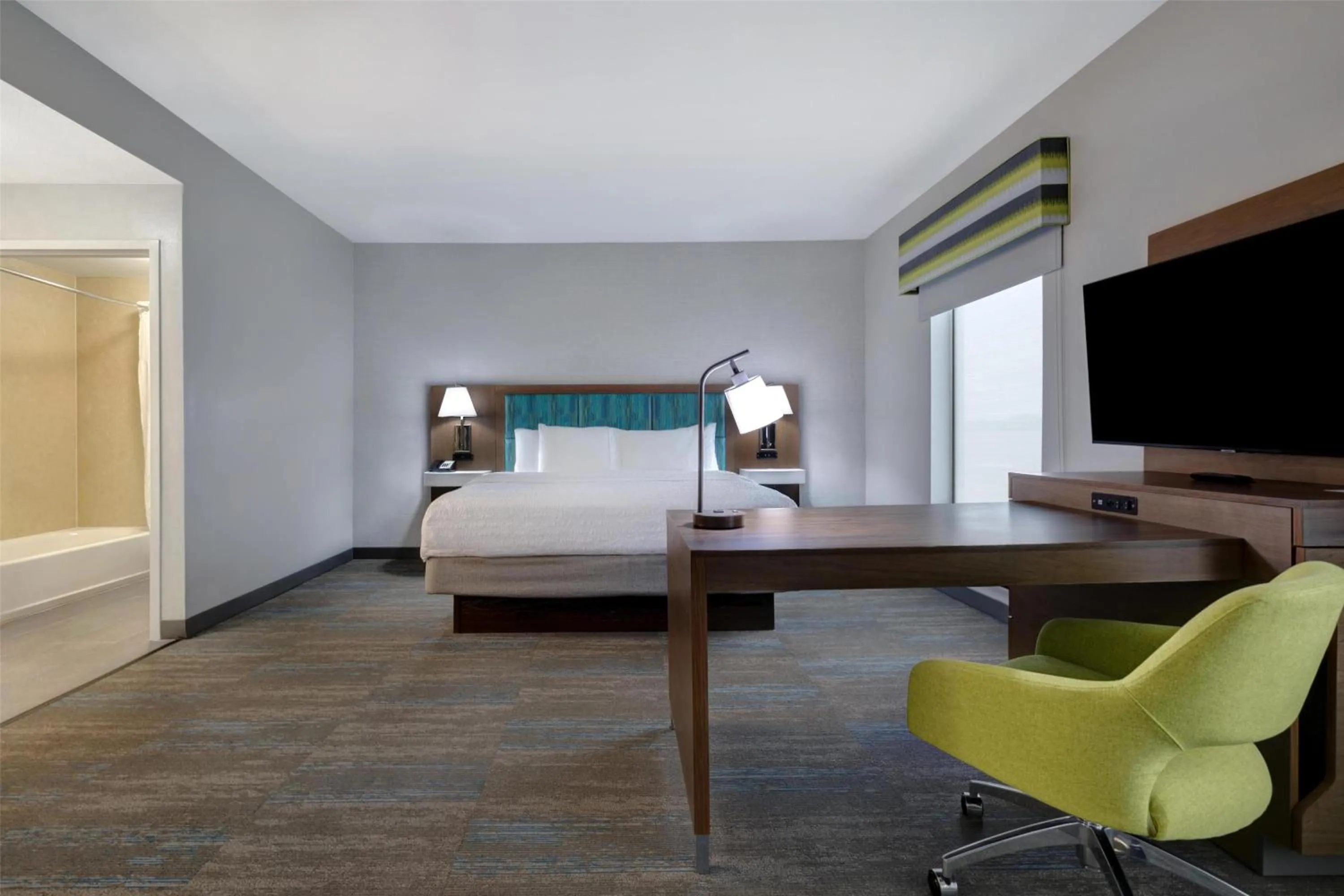 Bedroom, Bed in Hampton Inn & Suites Shreveport