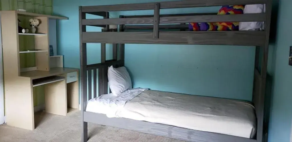 Queen Studio in Gorham Motor Inn Queen Studio in Gorham Motor Inn