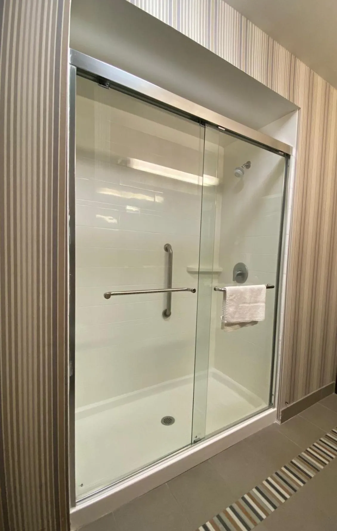 Shower in Hampton Inn by Hilton Leesville Fort Johnson