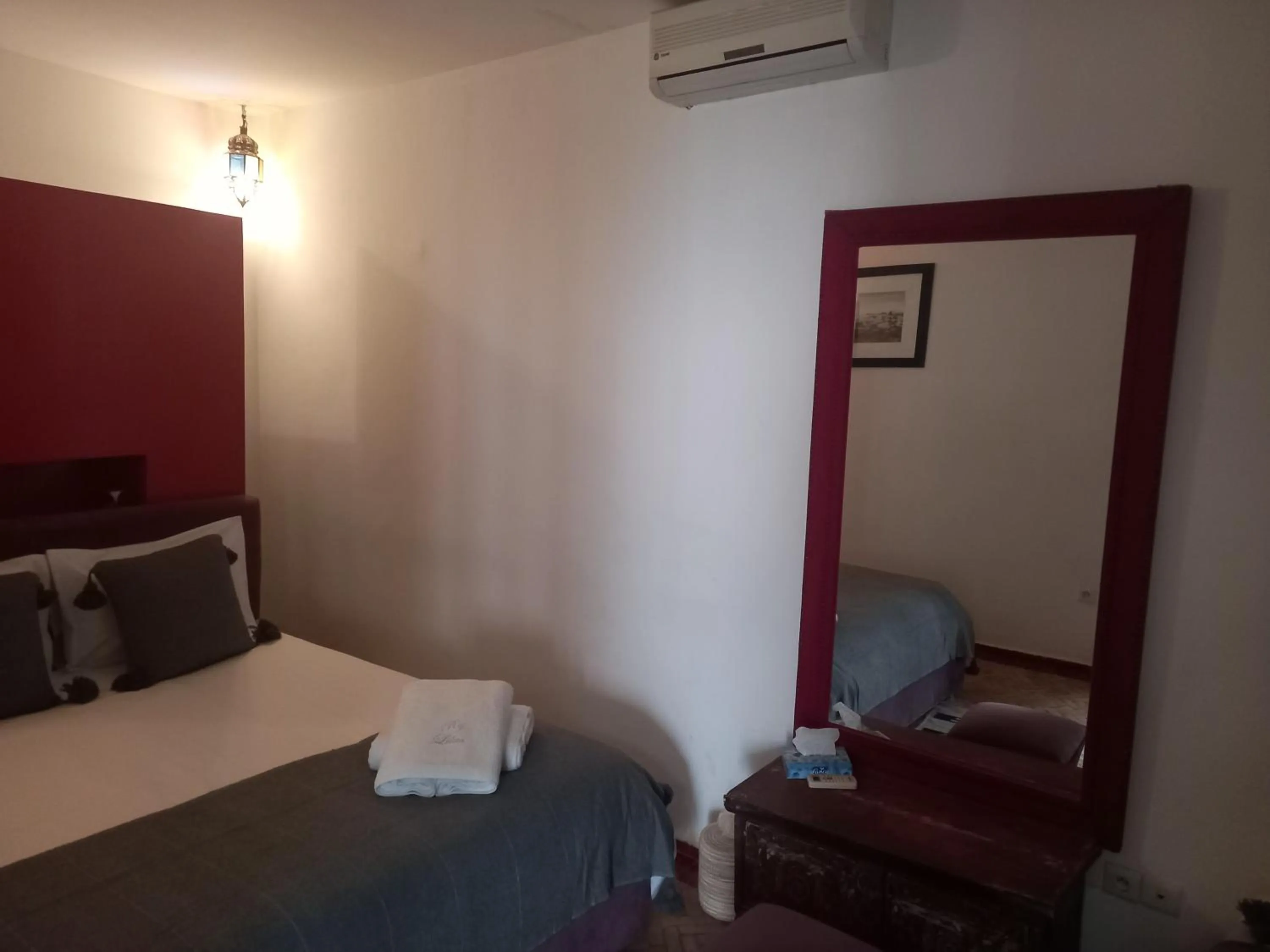 Bedroom, Bed in Riad Les Jardins des Lilas