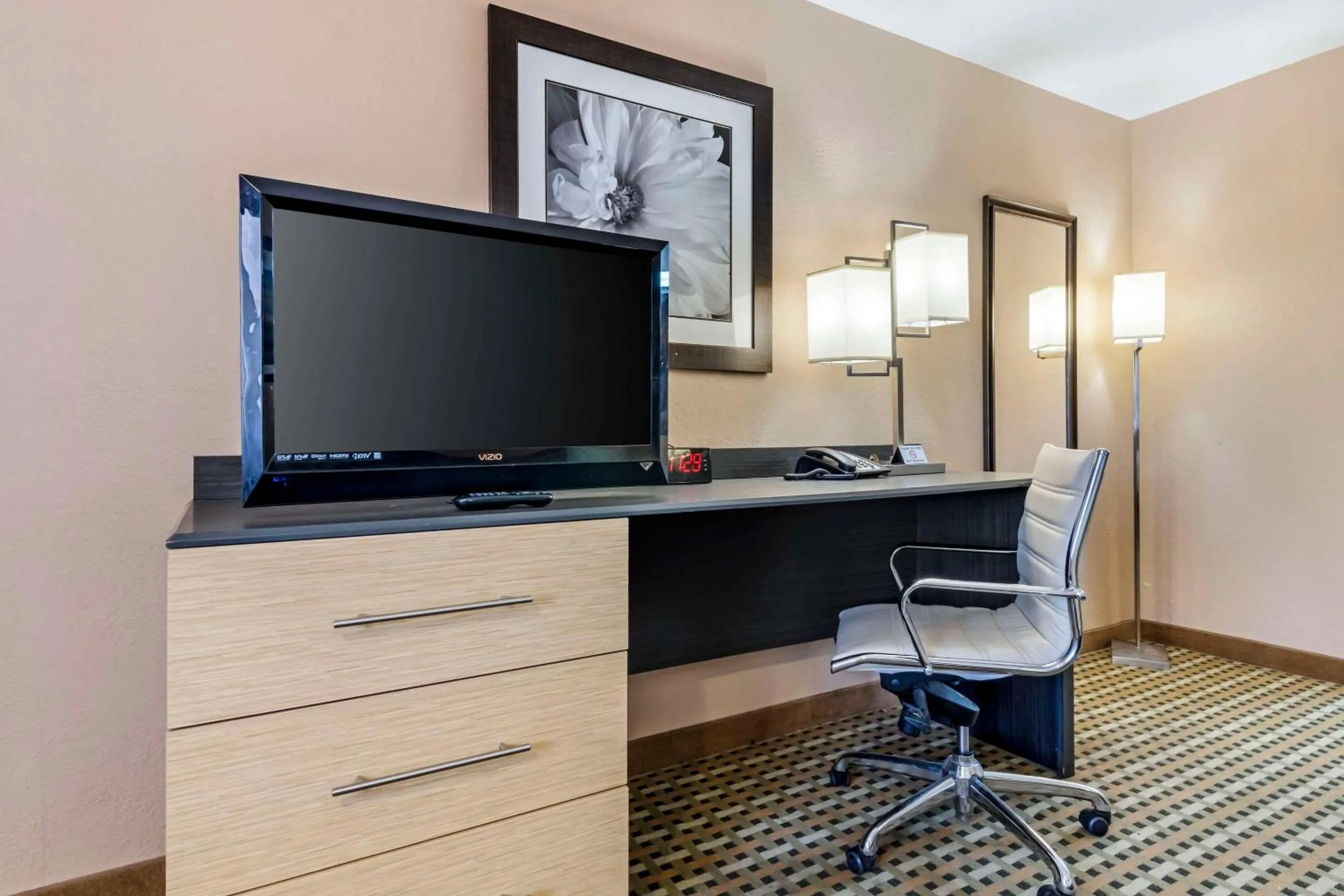 Bedroom in Quality Inn Amarillo West near Medical Center