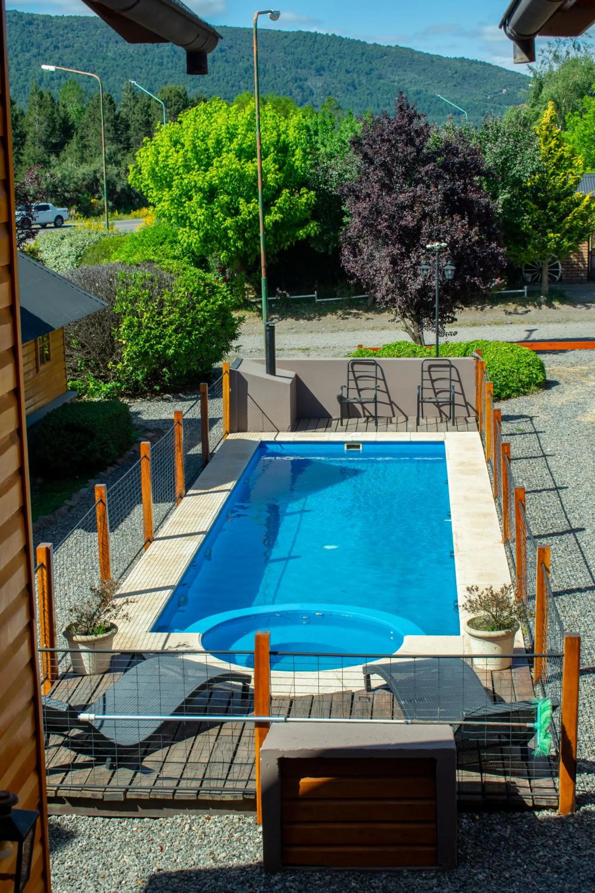 Hosteria y Cabañas Posada Quinen