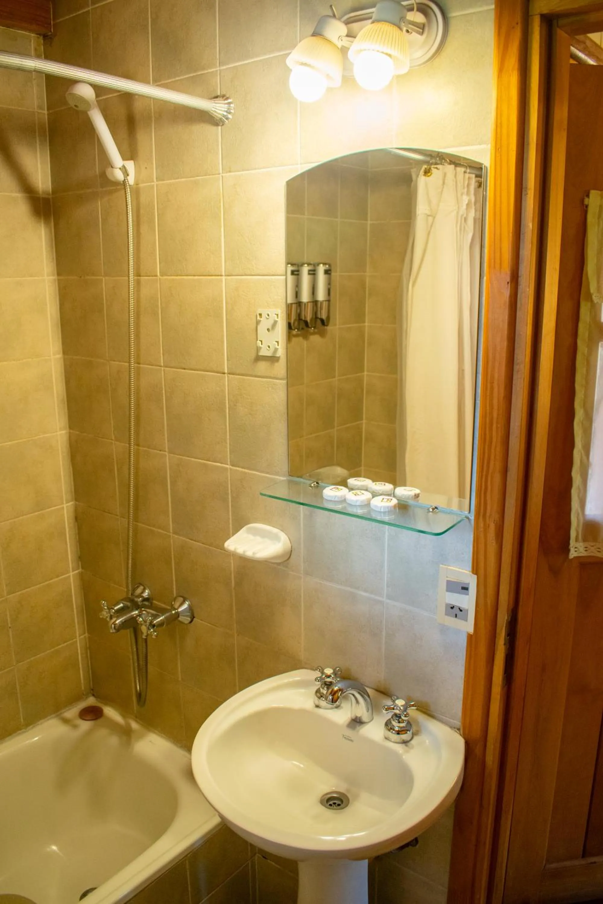 Hosteria y Cabañas Posada Quinen