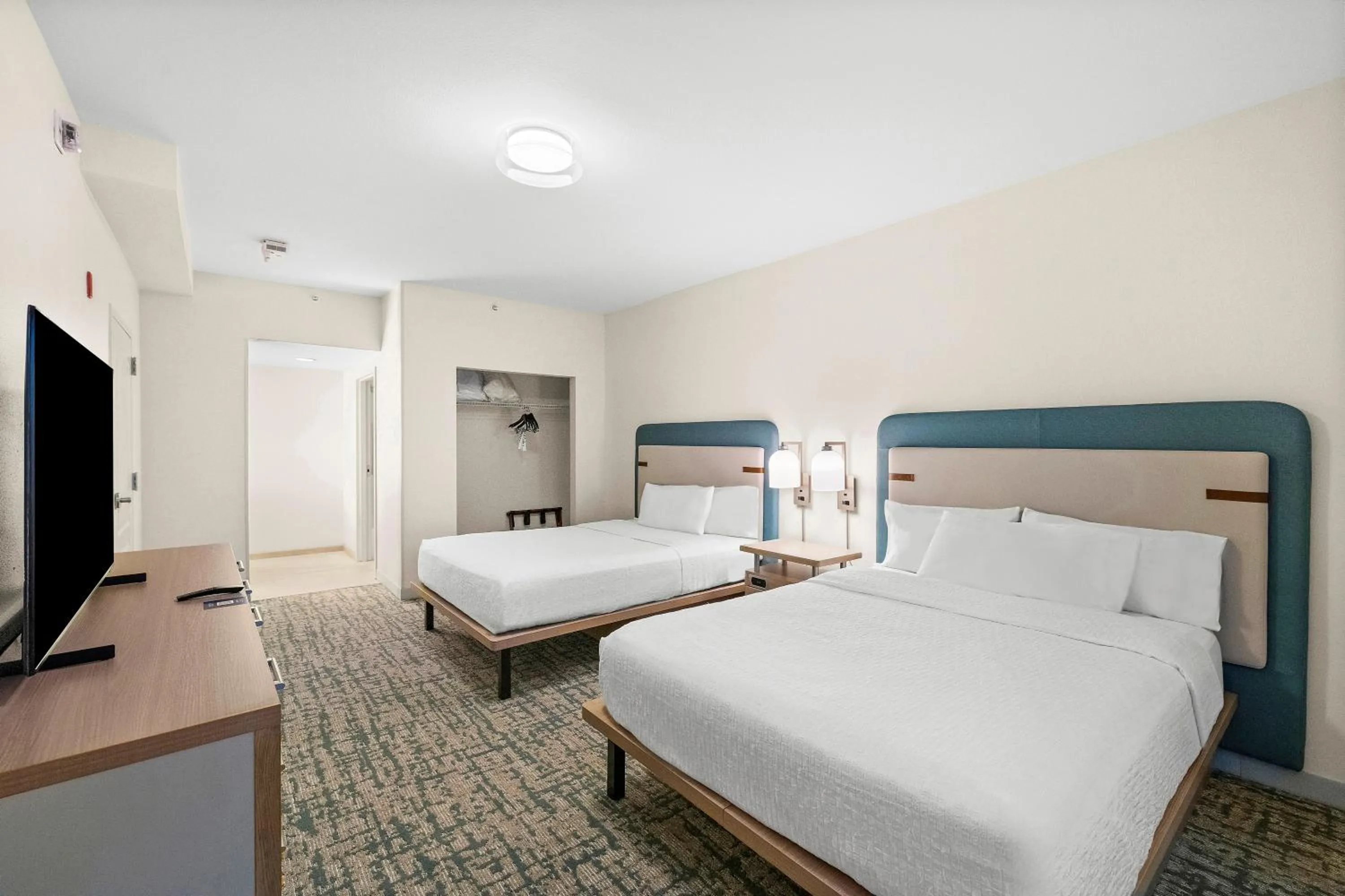Bedroom, Bed in Homewood Suites Lancaster