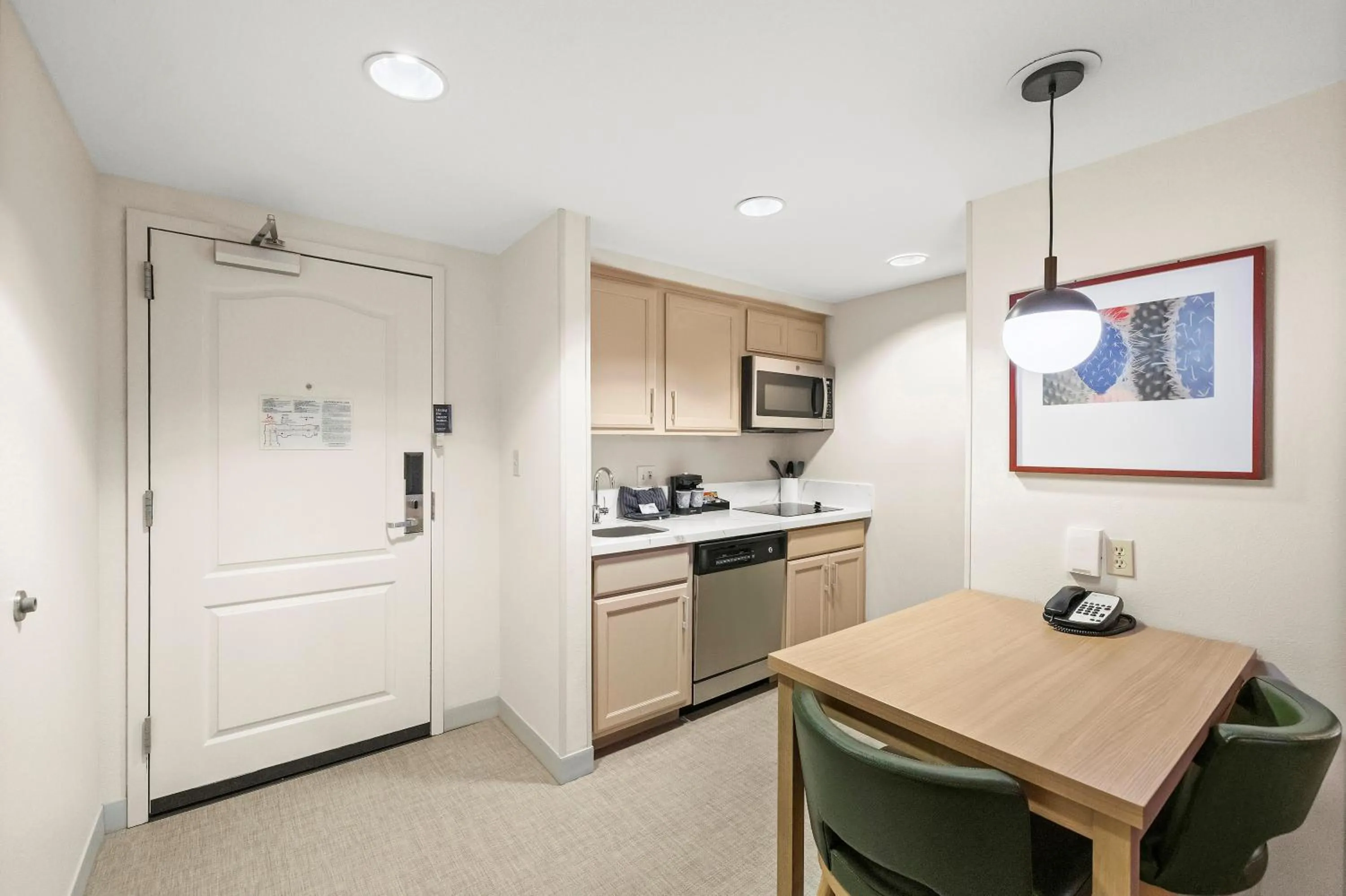 kitchen in Homewood Suites Lancaster