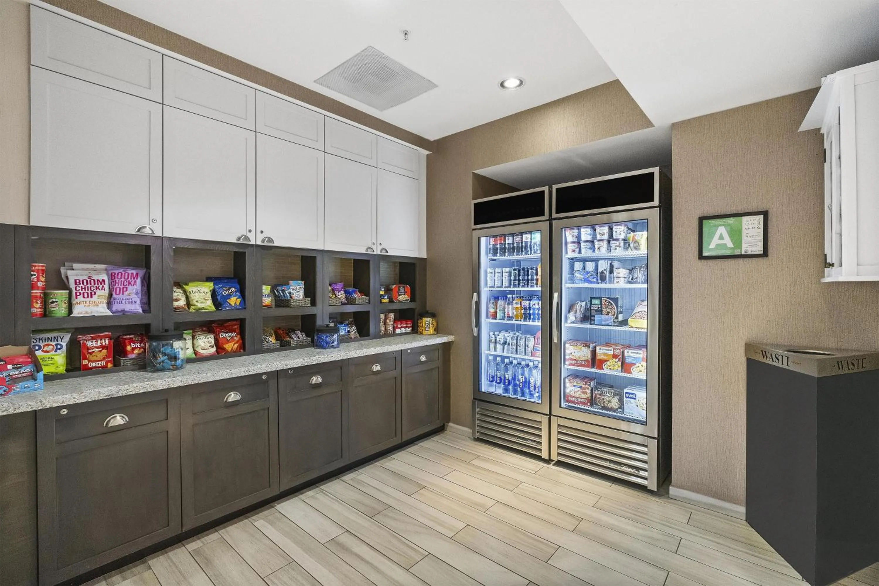 Restaurant/places to eat in Homewood Suites Lancaster