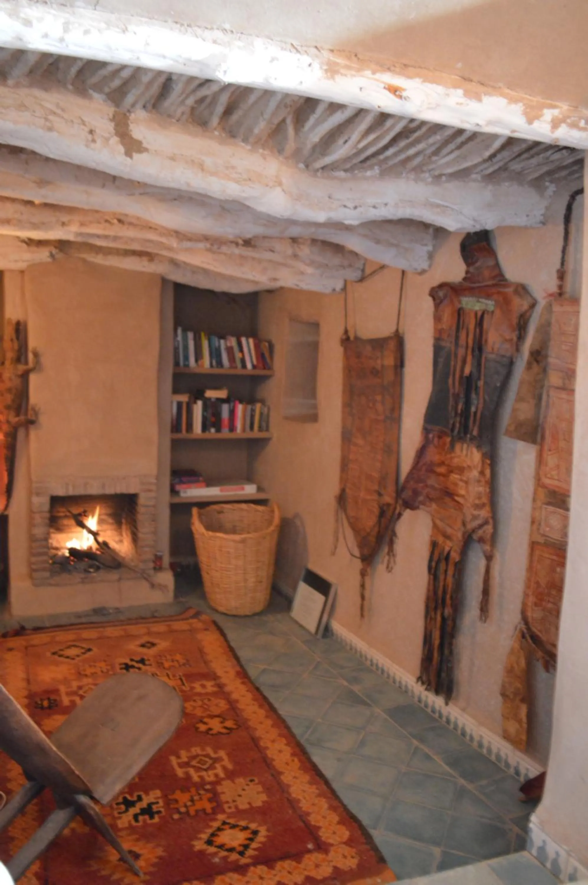 Lounge or bar in Kasbah Gousteau